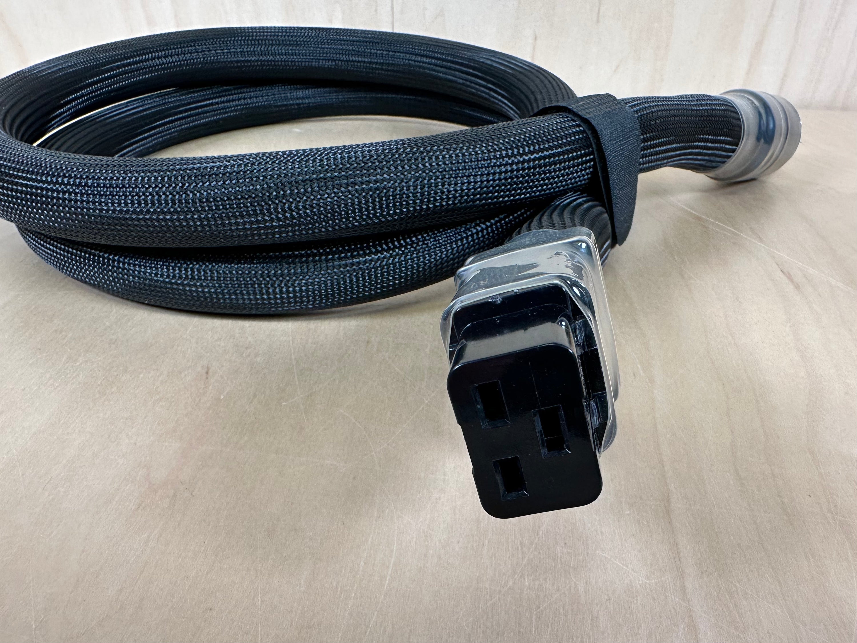 Shunyata Research Black Mamba HC Helix CX Series C19 AC Cord 1.75 Meters