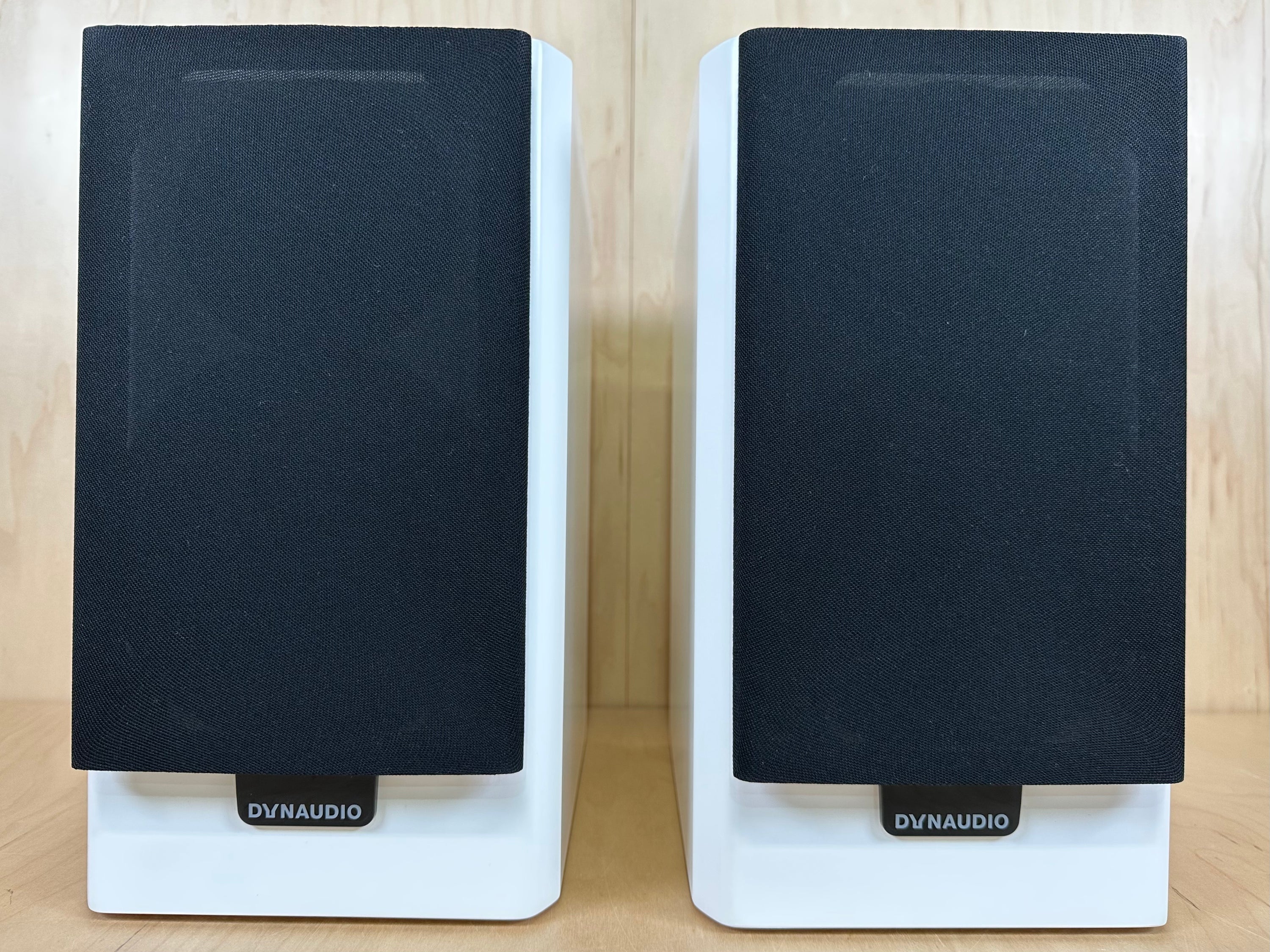 Dynaudio Xeo 20 Wireless Speakers