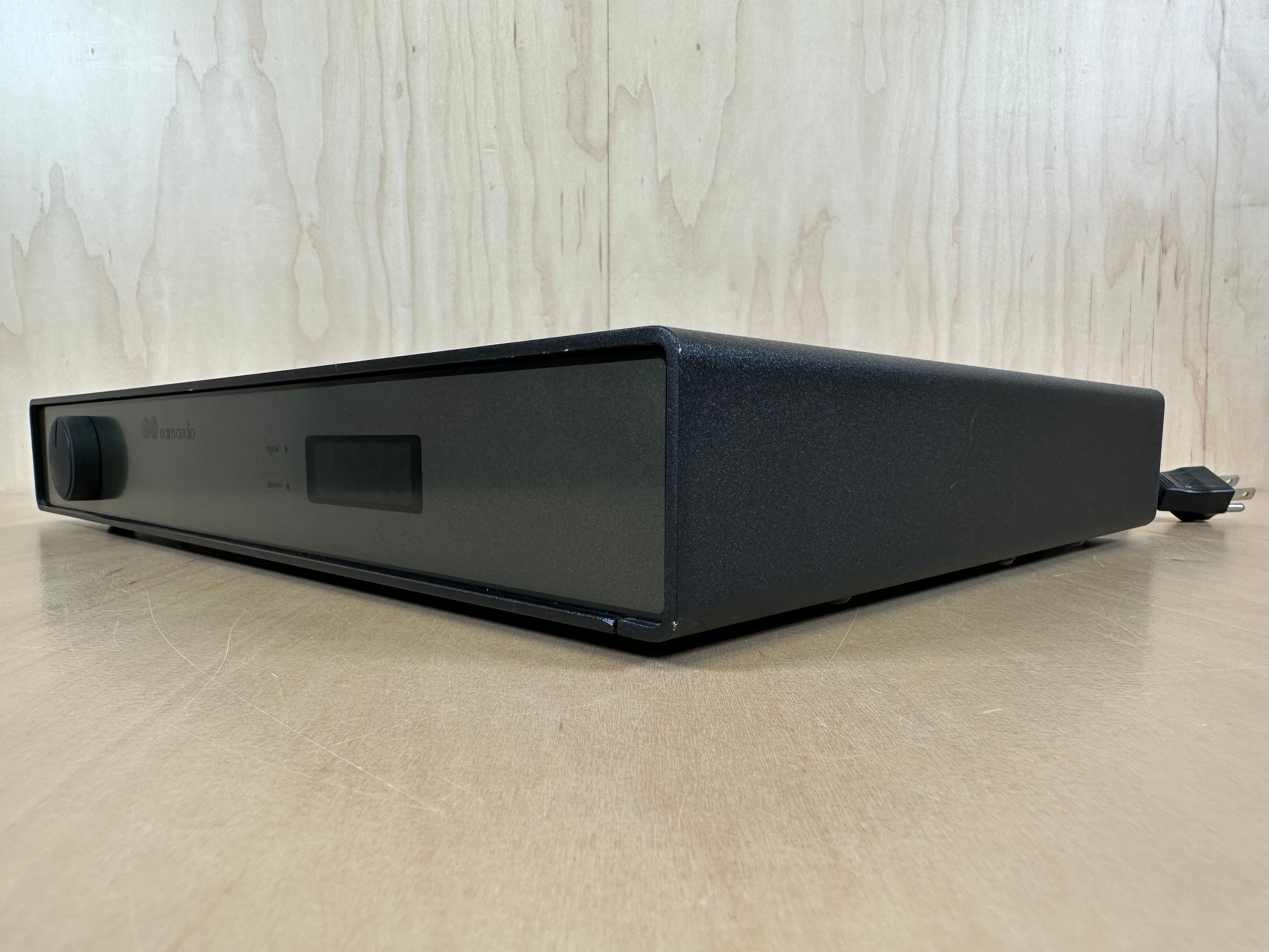 Naim Audio NAT 03 Olive Series FM Stereo Tuner