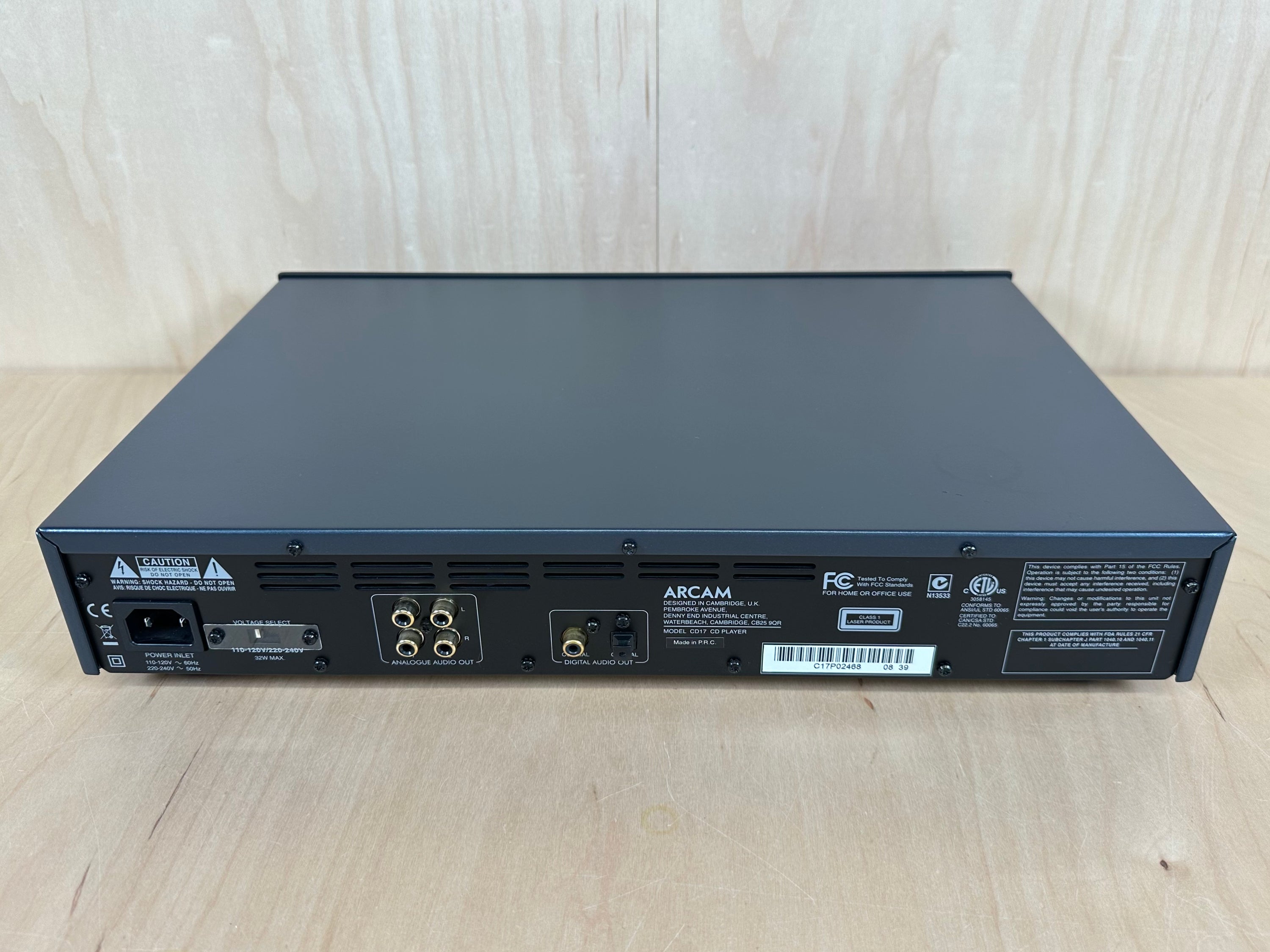 ARCAM FMJ CD17 Compact Disc Player 24 BIT DAC w/Remote