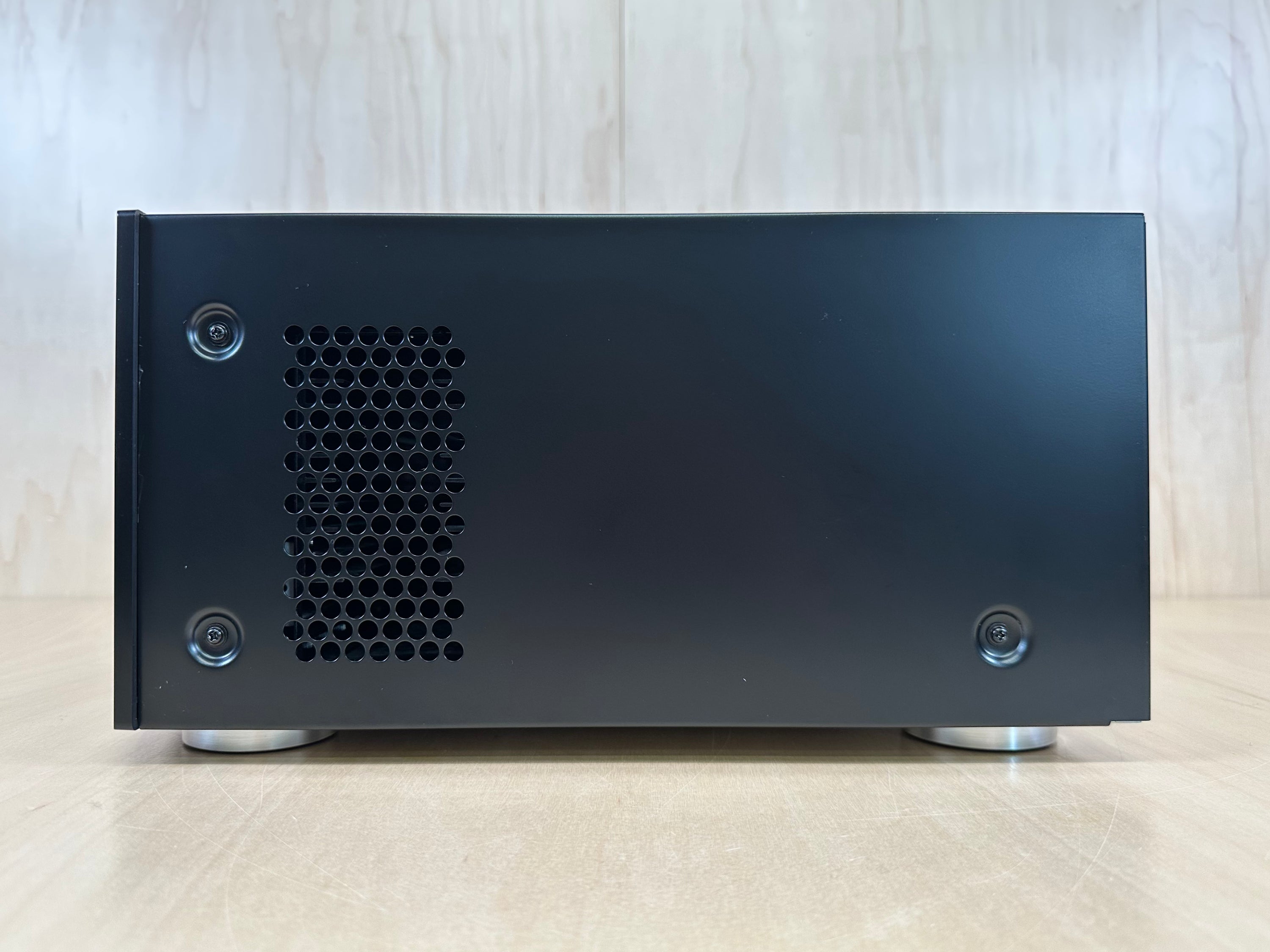 Marantz MM7055 Five Channel Power Amplifier