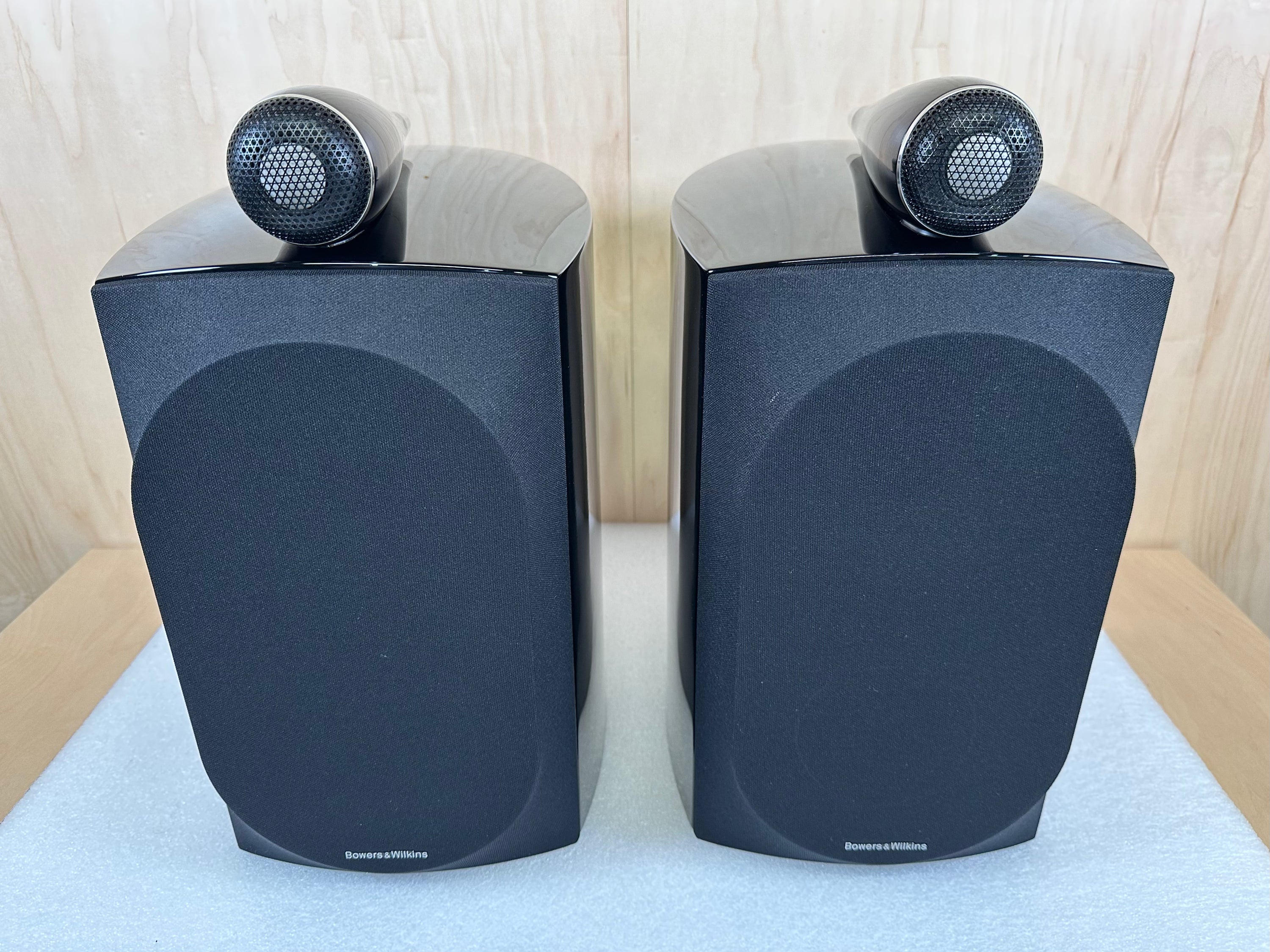 B&W 805 D3 Diamond Speakers Gloss Black w/boxes