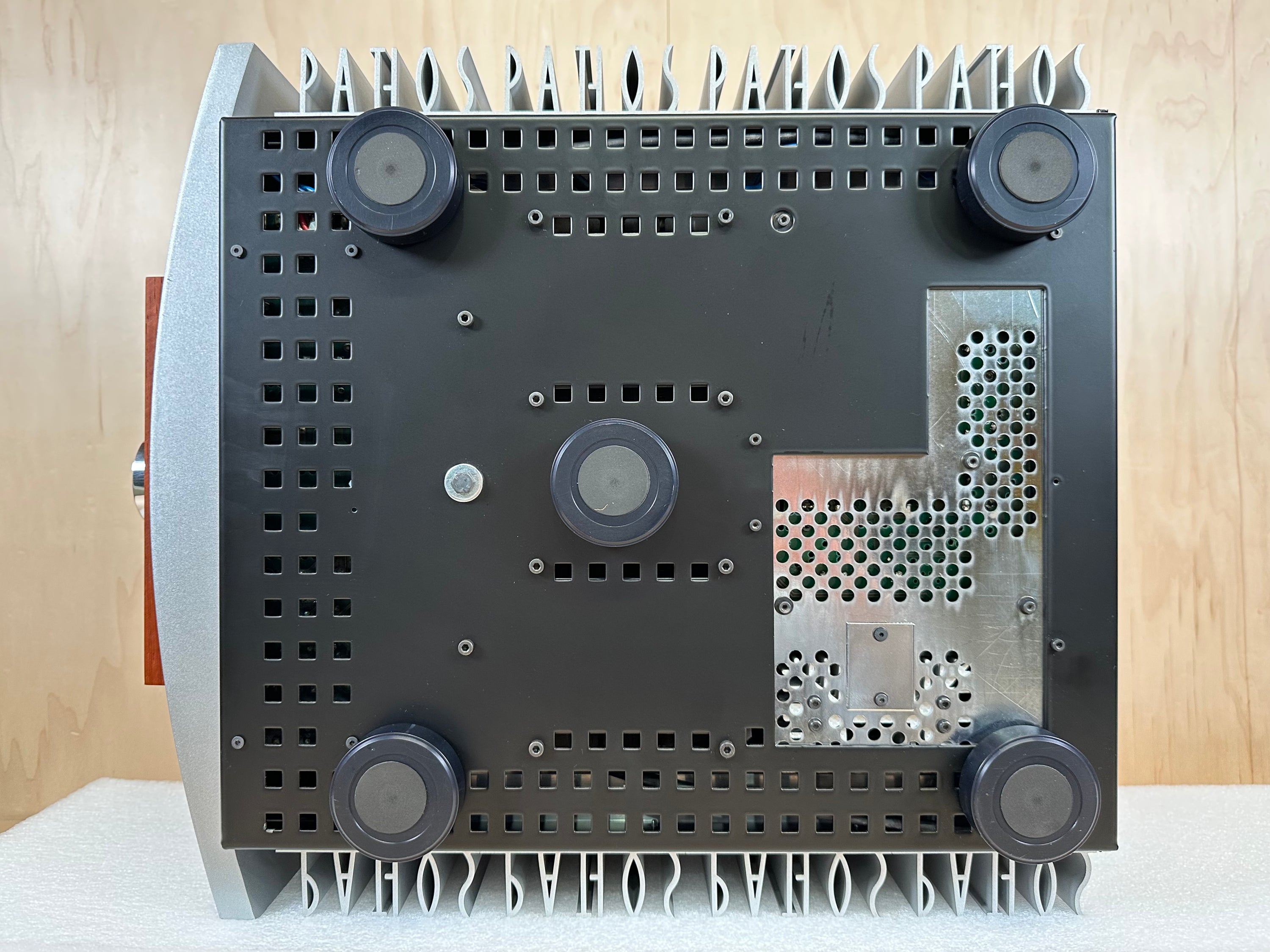 PATHOS INPOL 2 Hybrid Tube Integrated Stereo Amplifier