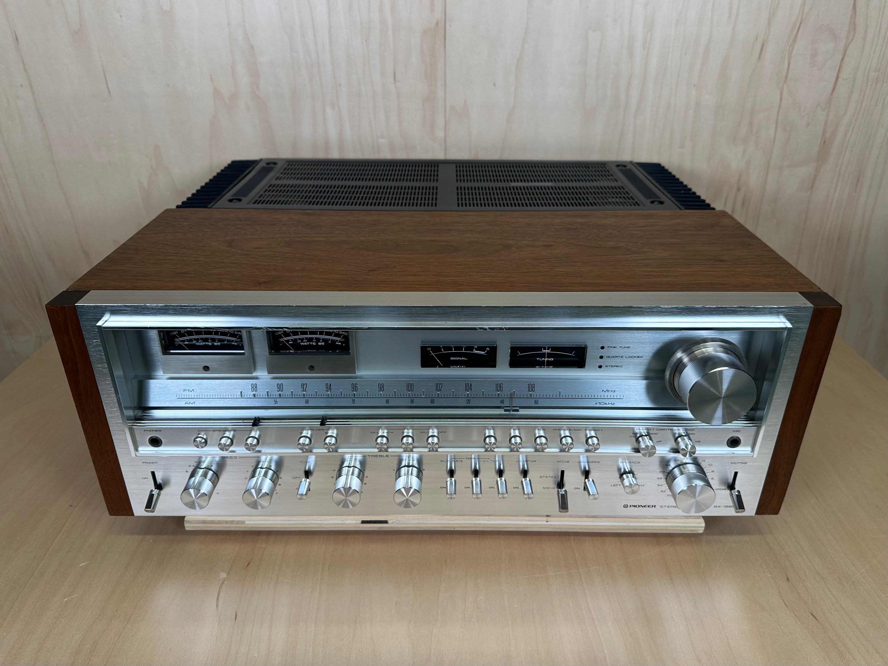 Pioneer SX-1980 Stereo Receiver Fully Restored