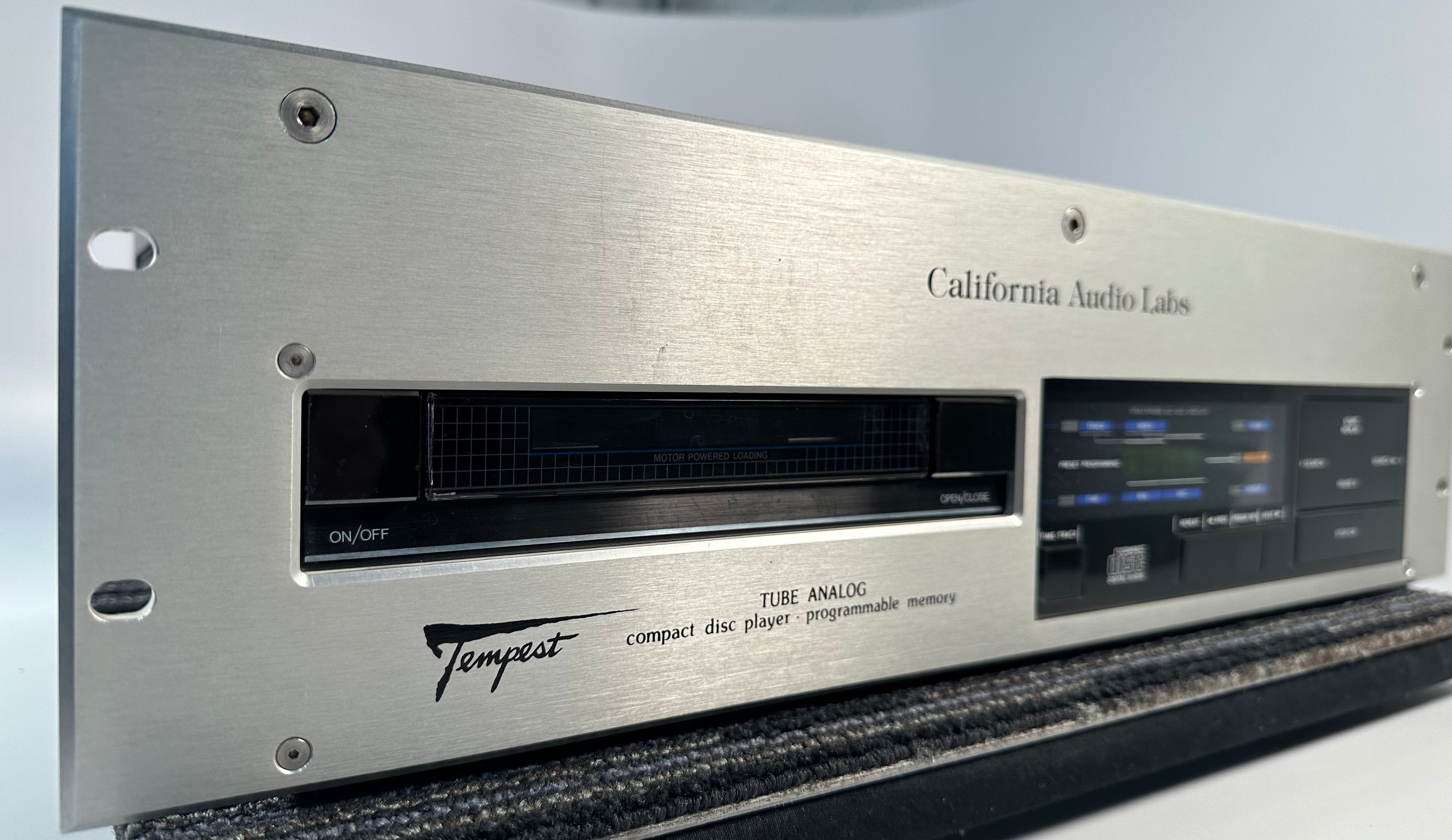 California Audio Labs Tempest Tube CD Player For Parts