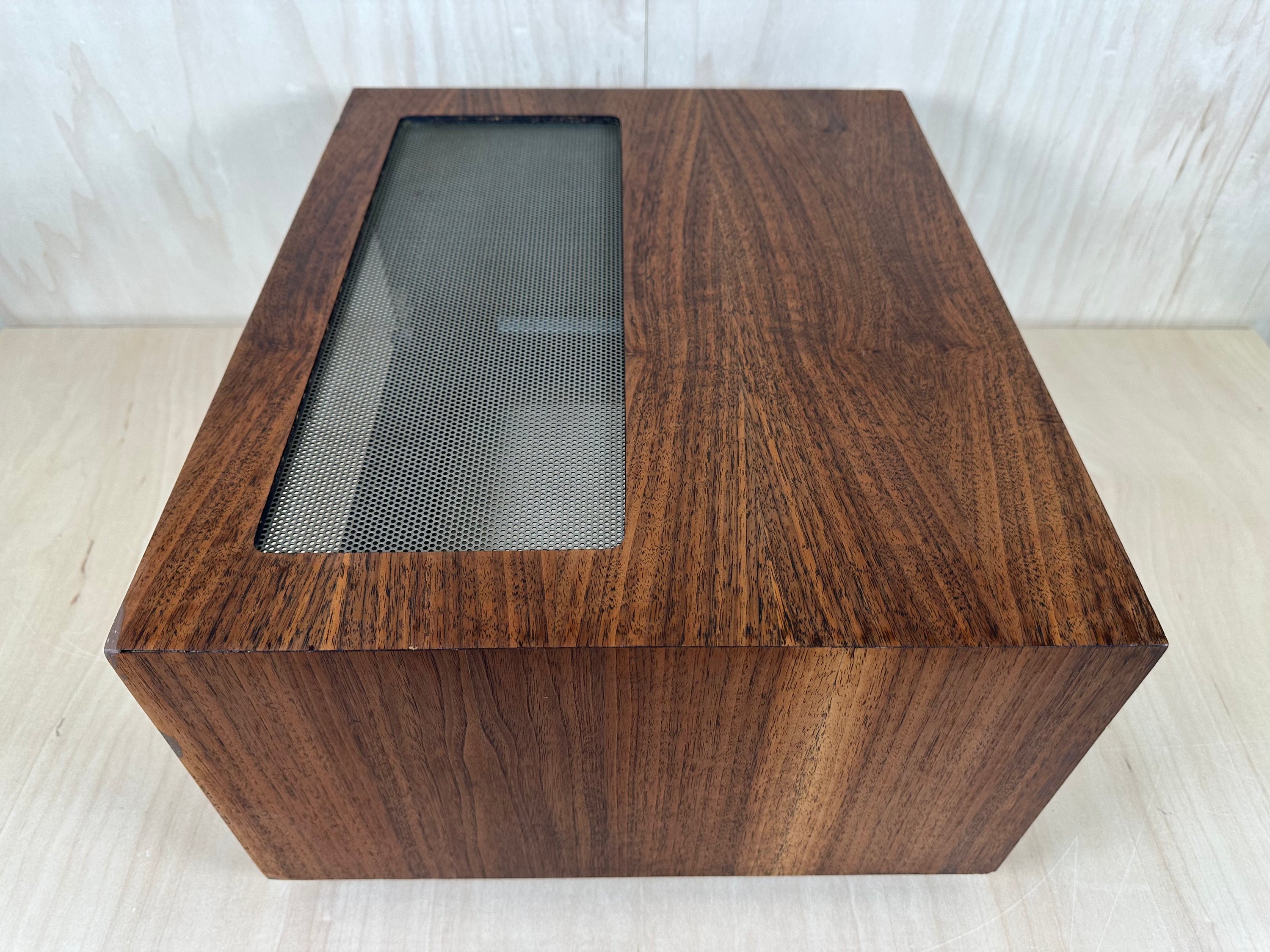 Mcintosh L21 Cabinet w/Panlocs and Slant Legs