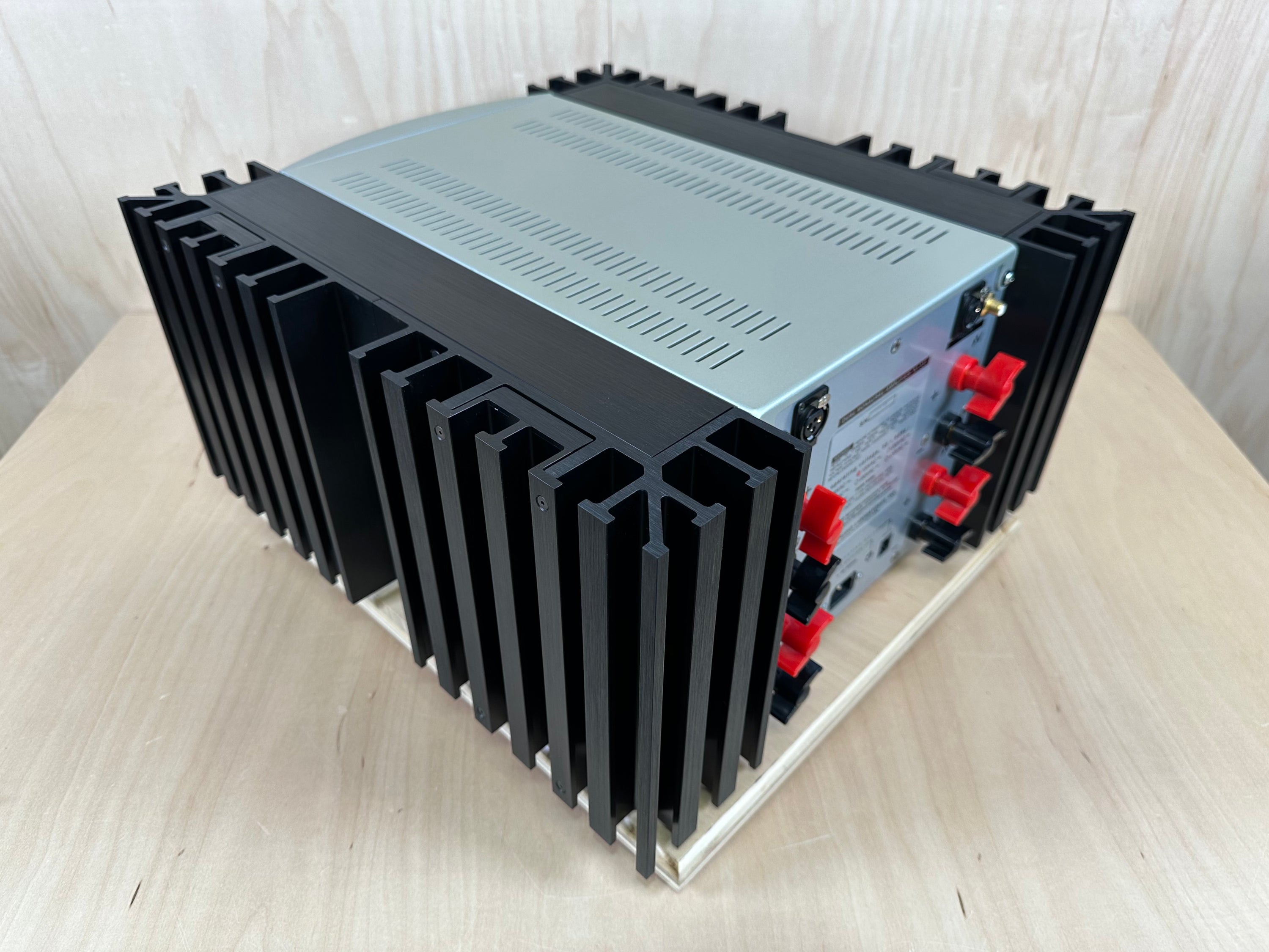 Mark Levinson 331 Dual Monaural Amplifier Recapped and Serviced