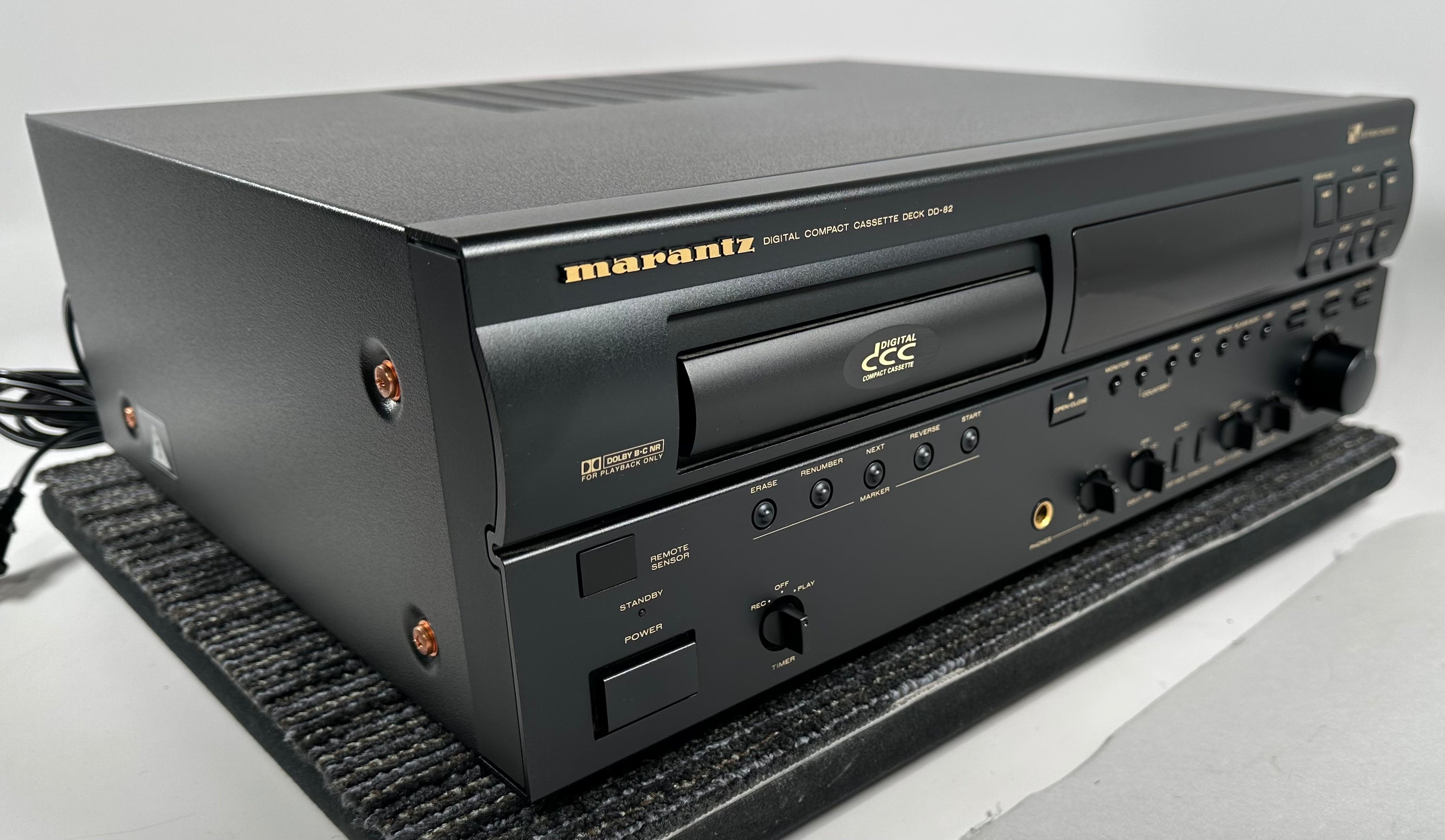 Marantz DD-82 Digital Compact Cassette Deck w/Remote