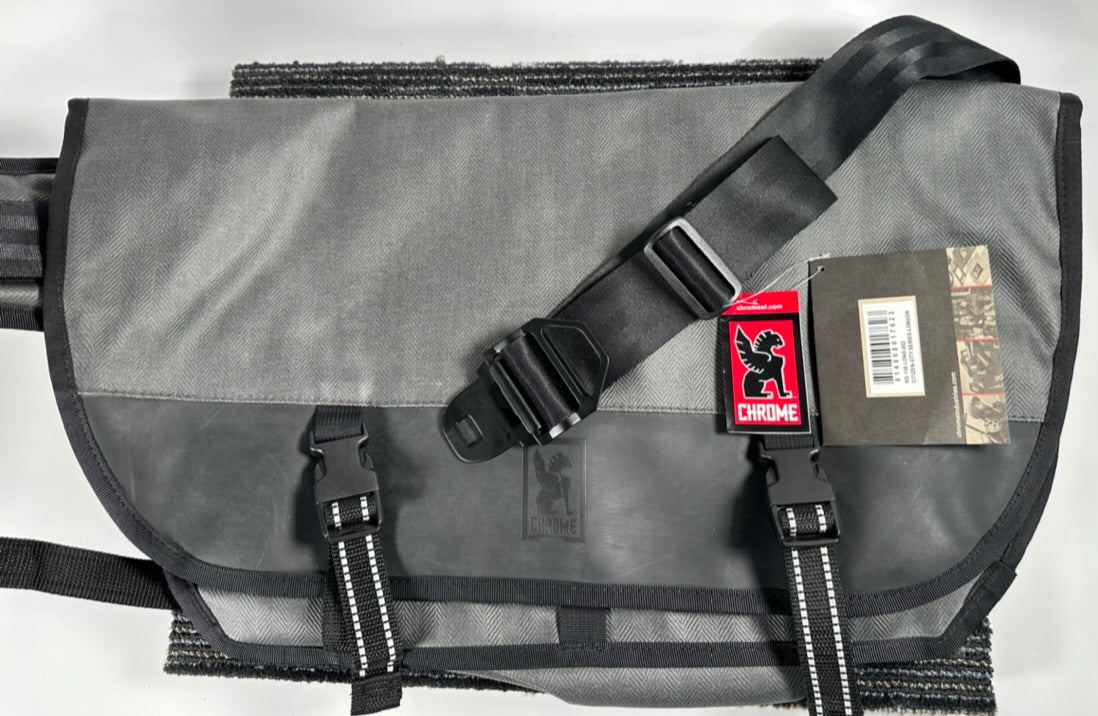 Chrome LT Citizen City Series London Messenger bag – Record Mart HiFi