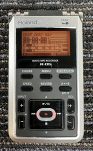 Roland R-05 Wave/MP3 Recorder w/Roland PSB6U-120 AC Adaptor