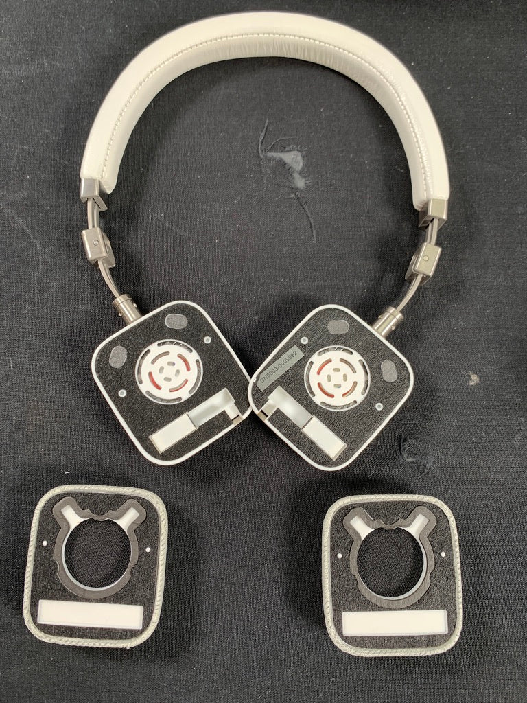 HARMON KARDON SOHO WIRED HEADPHONES IN WHITE