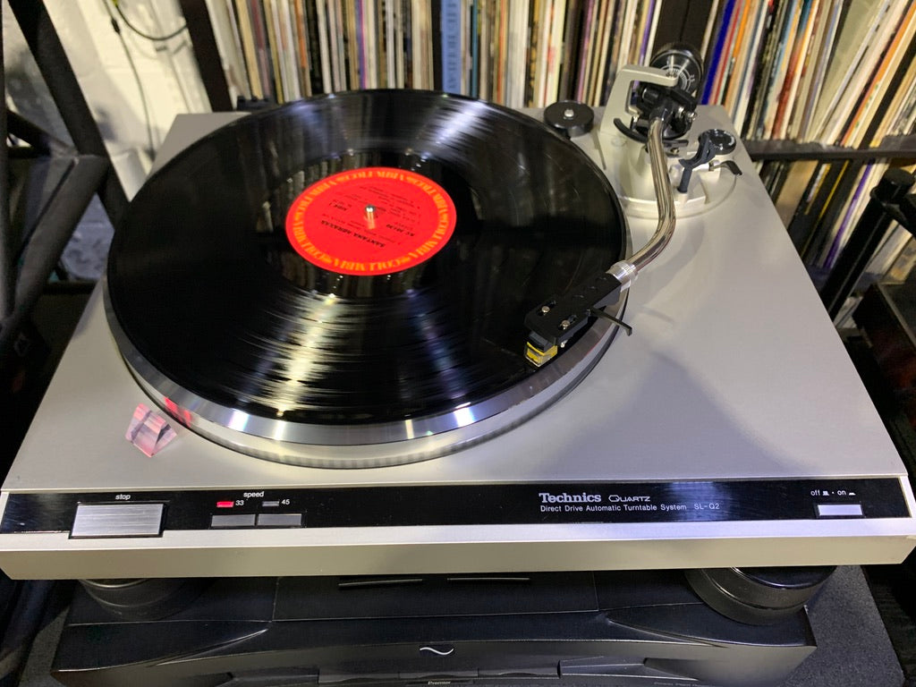 Technics SL-Q2 Quartz Direct Drive Auto Return Turntable – Record