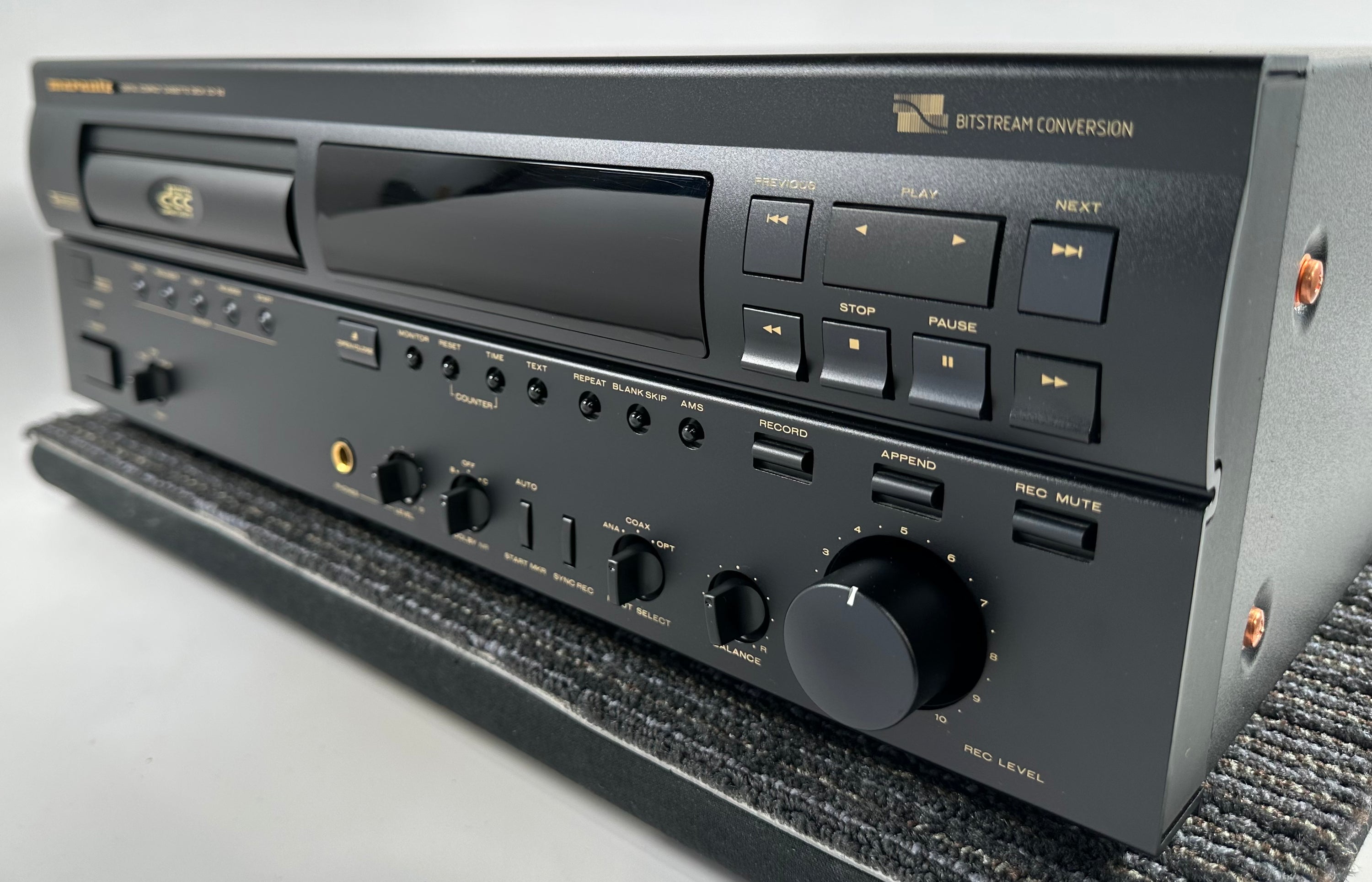 Marantz DD-82 Digital Compact Cassette Deck w/Remote