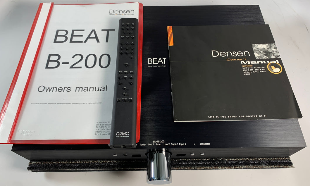 Densen Beat B200 Preamplifier w/Gizmo Remote