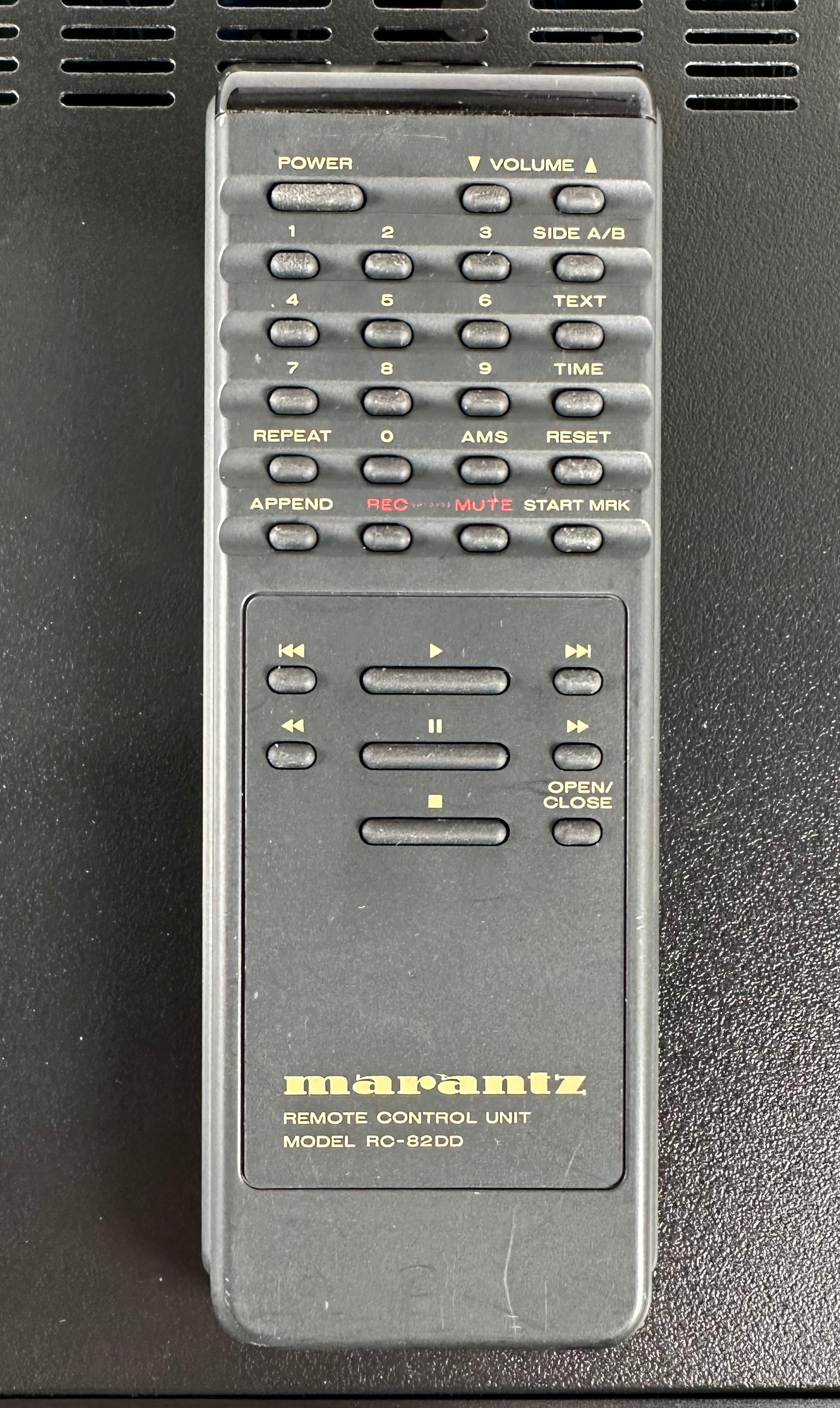 Marantz DD-82 Digital Compact Cassette Deck w/Remote