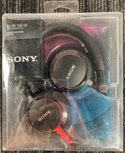 Load image into Gallery viewer, Sony MDR-V55 Stereo Headphones