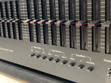 Load image into Gallery viewer, SANSUI SE-7 EQUALIZER W/RACK HANDLES