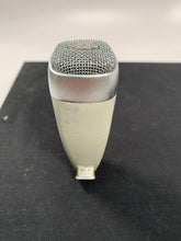 Load image into Gallery viewer, SENNHEISER MD 21 MICROPHONE W/XLR CABLE