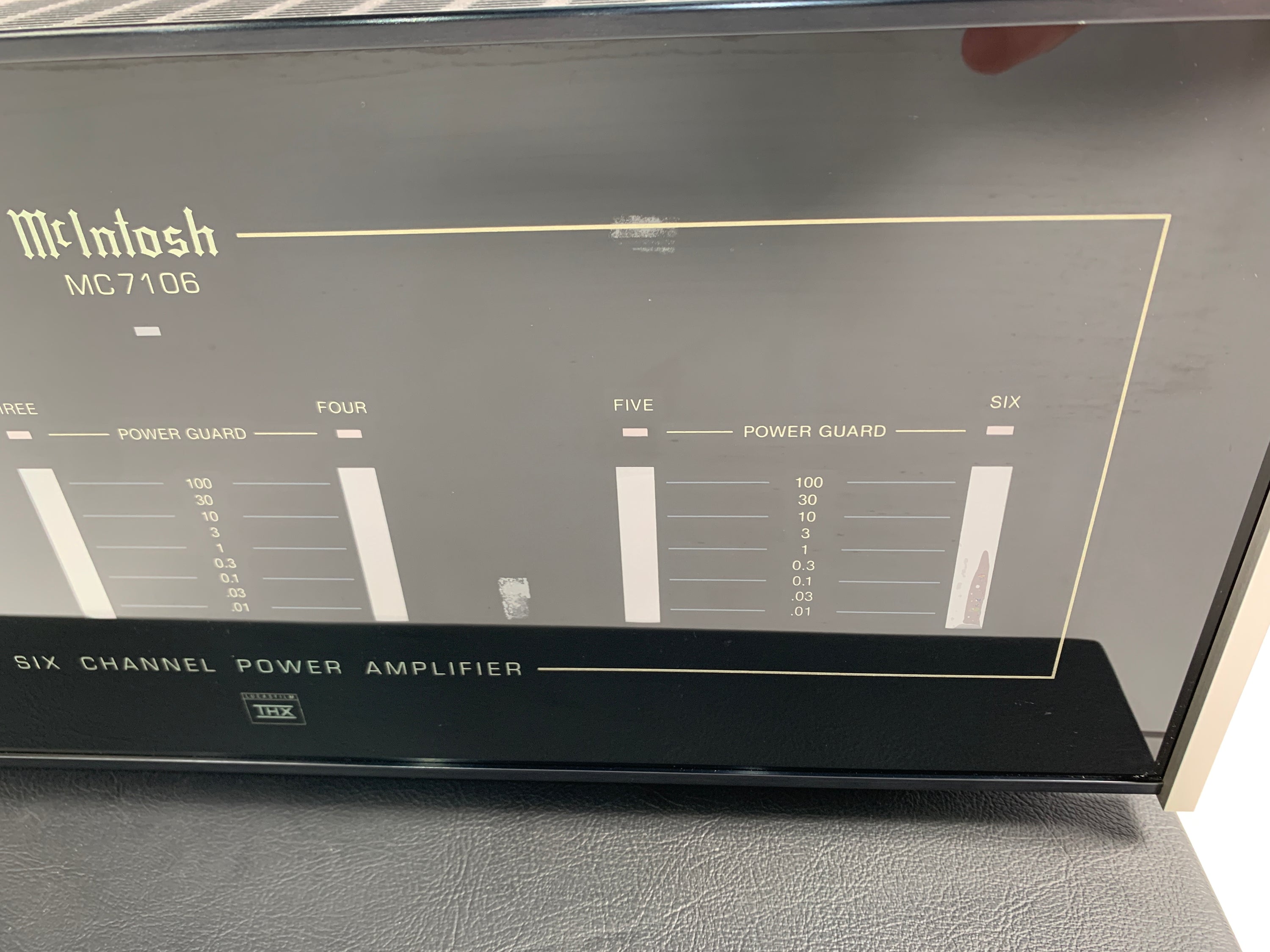 MCINTOSH MC7106, 6 CHANNEL SS AMP W/LED VU METERS, LUCASFILM THX RATED