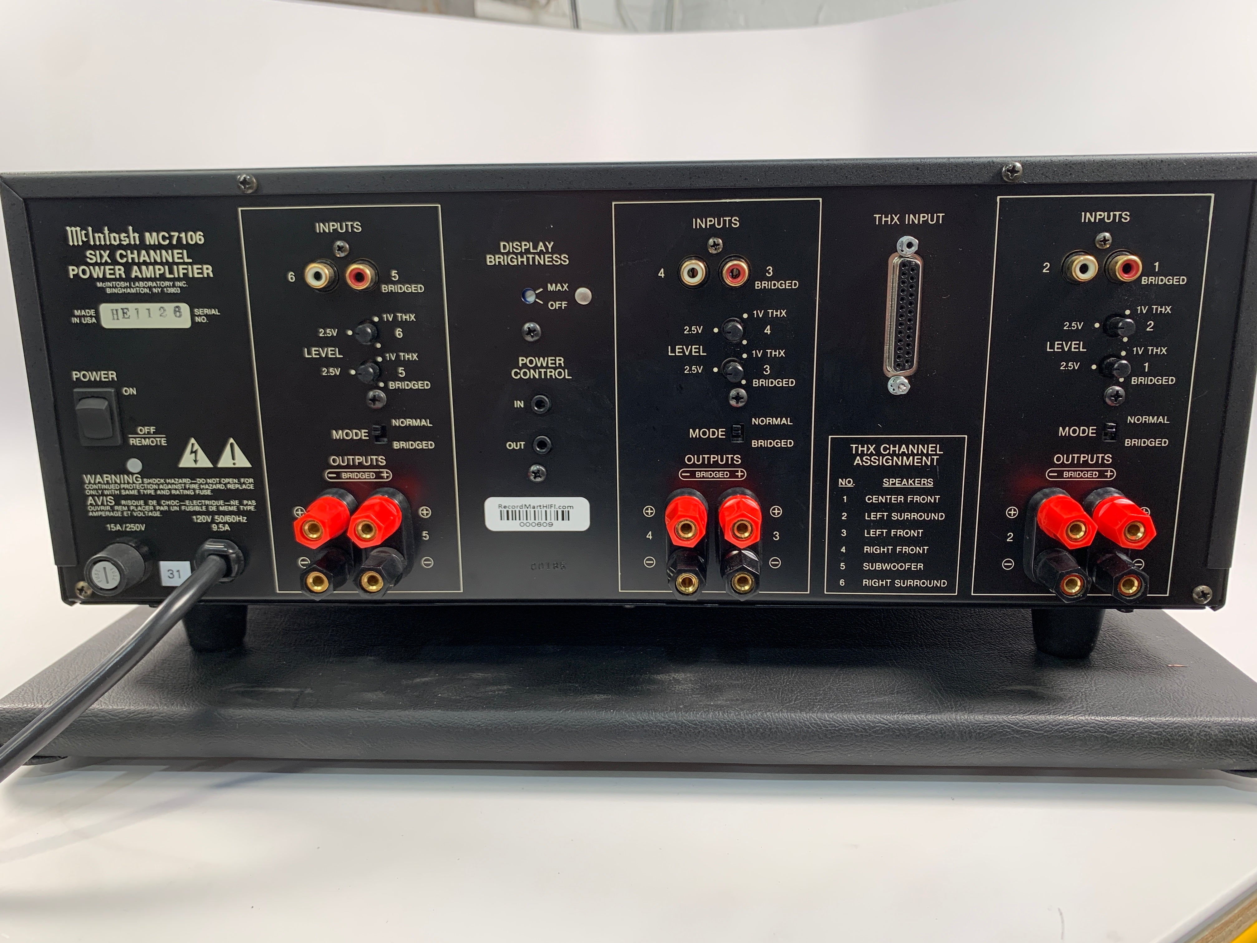 MCINTOSH MC7106, 6 CHANNEL SS AMP W/LED VU METERS, LUCASFILM THX