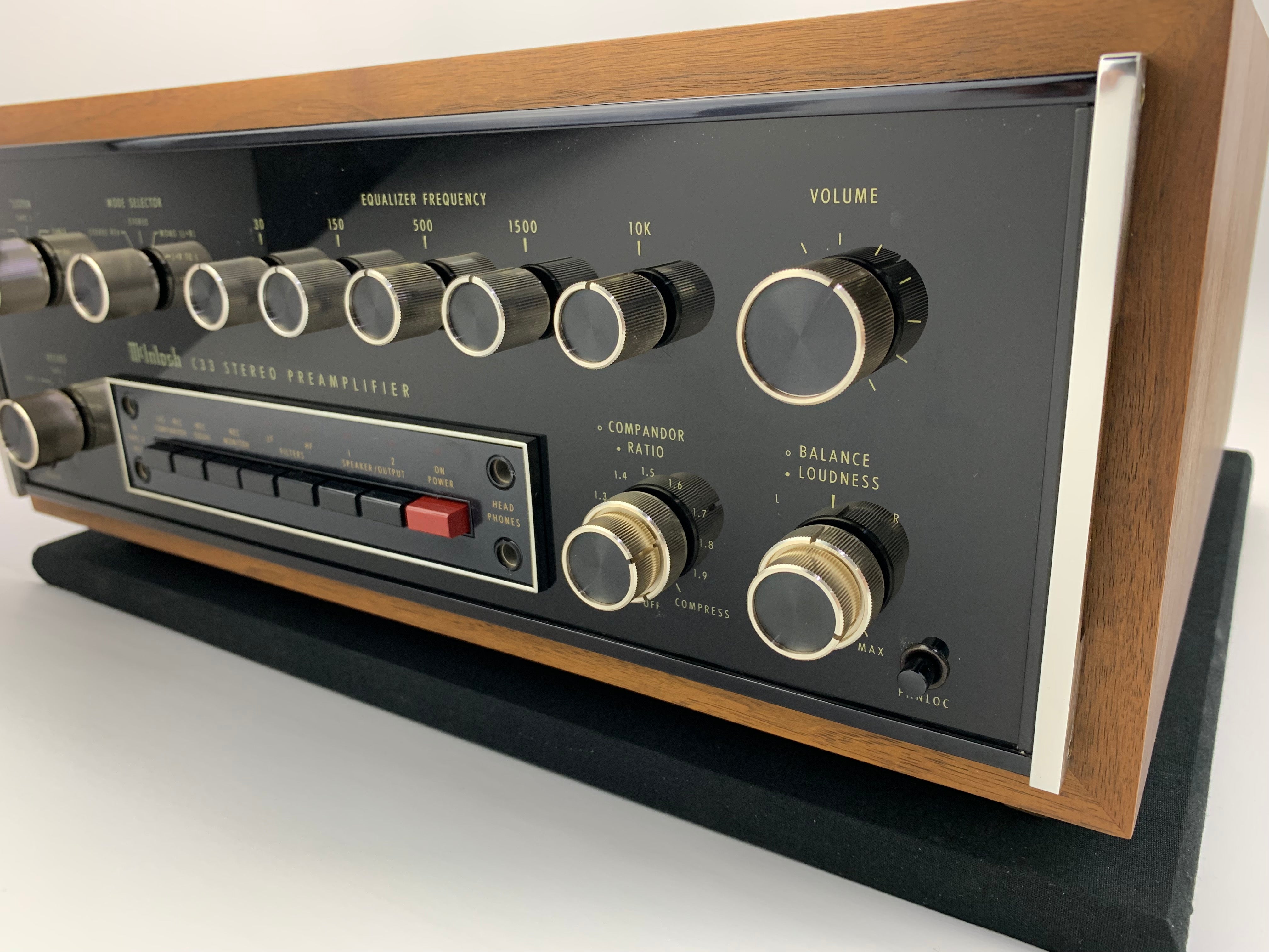 MCINTOSH C33 PREAMP – Record Mart HiFi