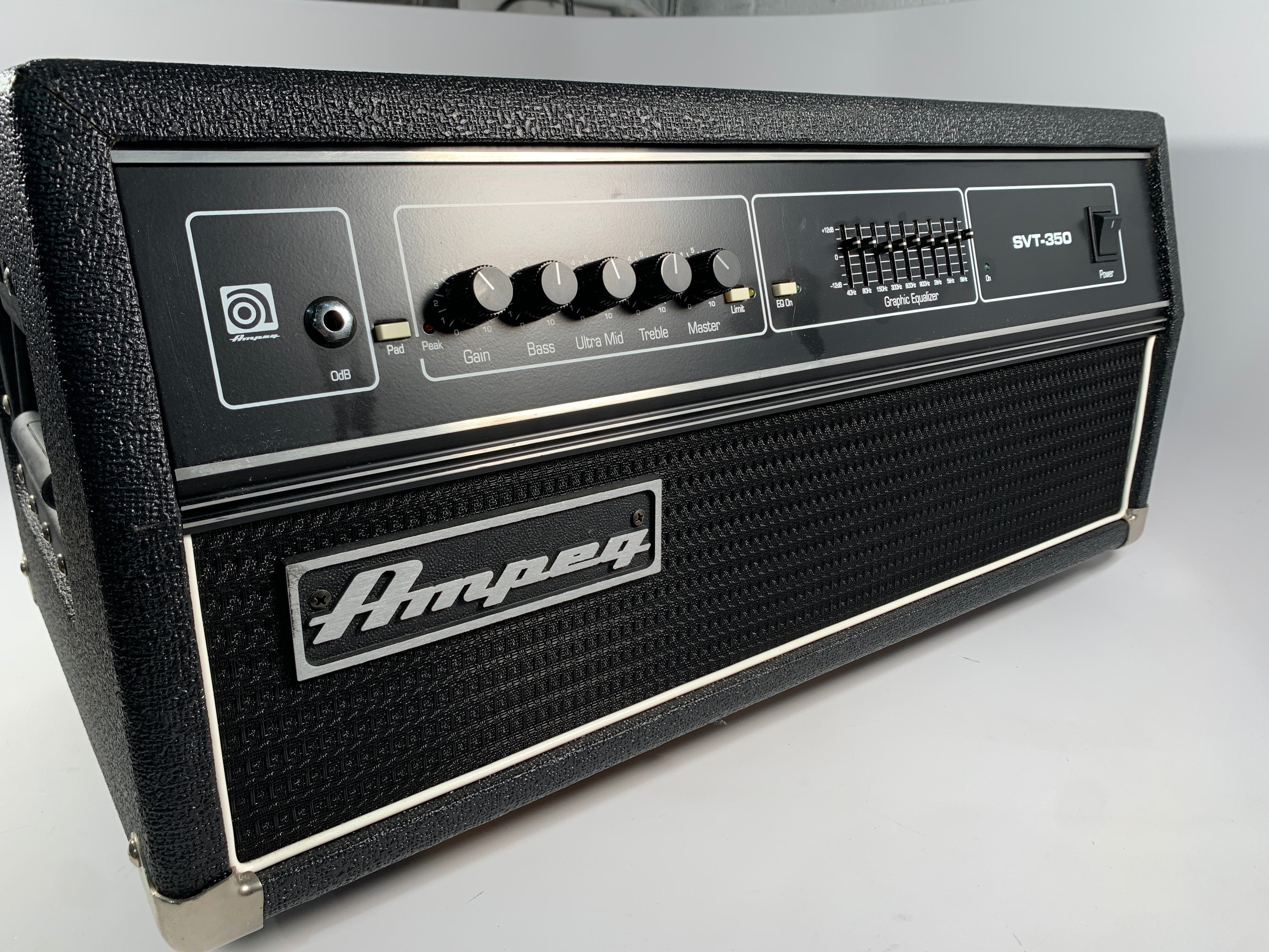 Ampeg SVT-350H Classic Series 350-Watt MOSFET Bass Amp Head – Record Mart  HiFi