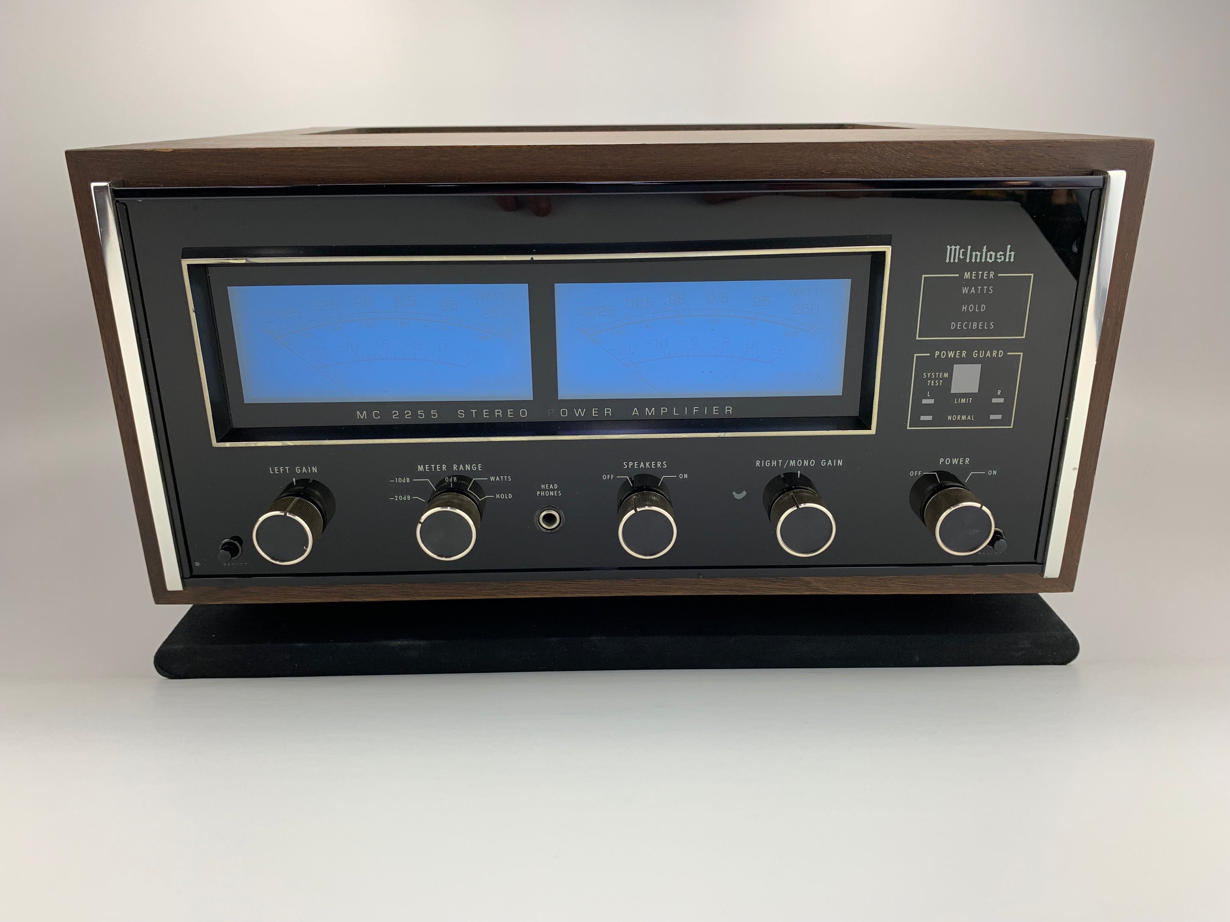 MCINTOSH MC 2255 AMPLIFIER – Record Mart HiFi