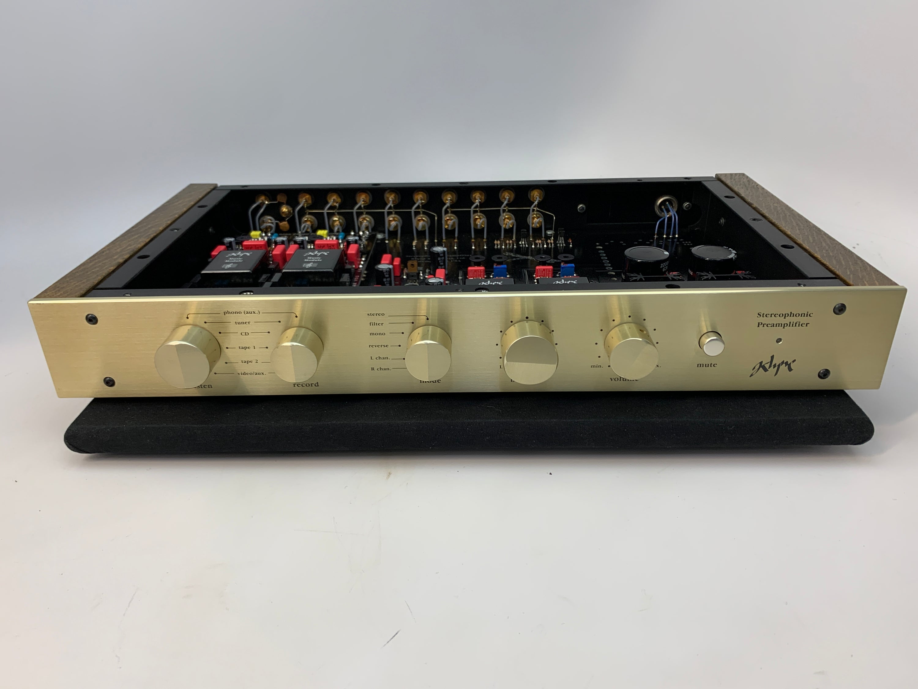 KLYNE AUDIO ARTS 6LX PREAMP W/PHONO & XPS REMOTE POWER SUPPLY