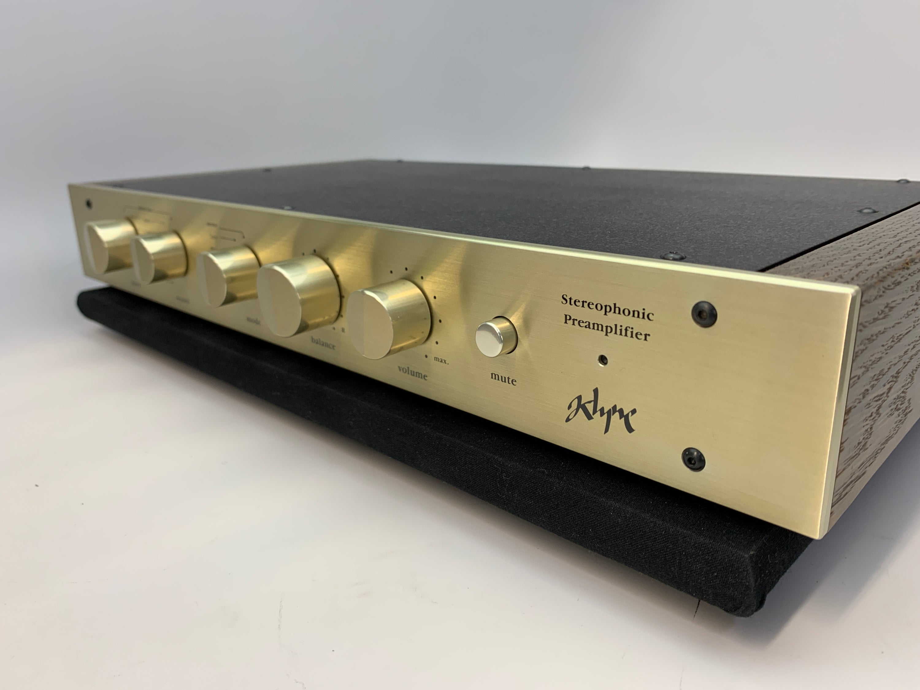 KLYNE AUDIO ARTS 6LX PREAMP W/PHONO & XPS REMOTE POWER SUPPLY