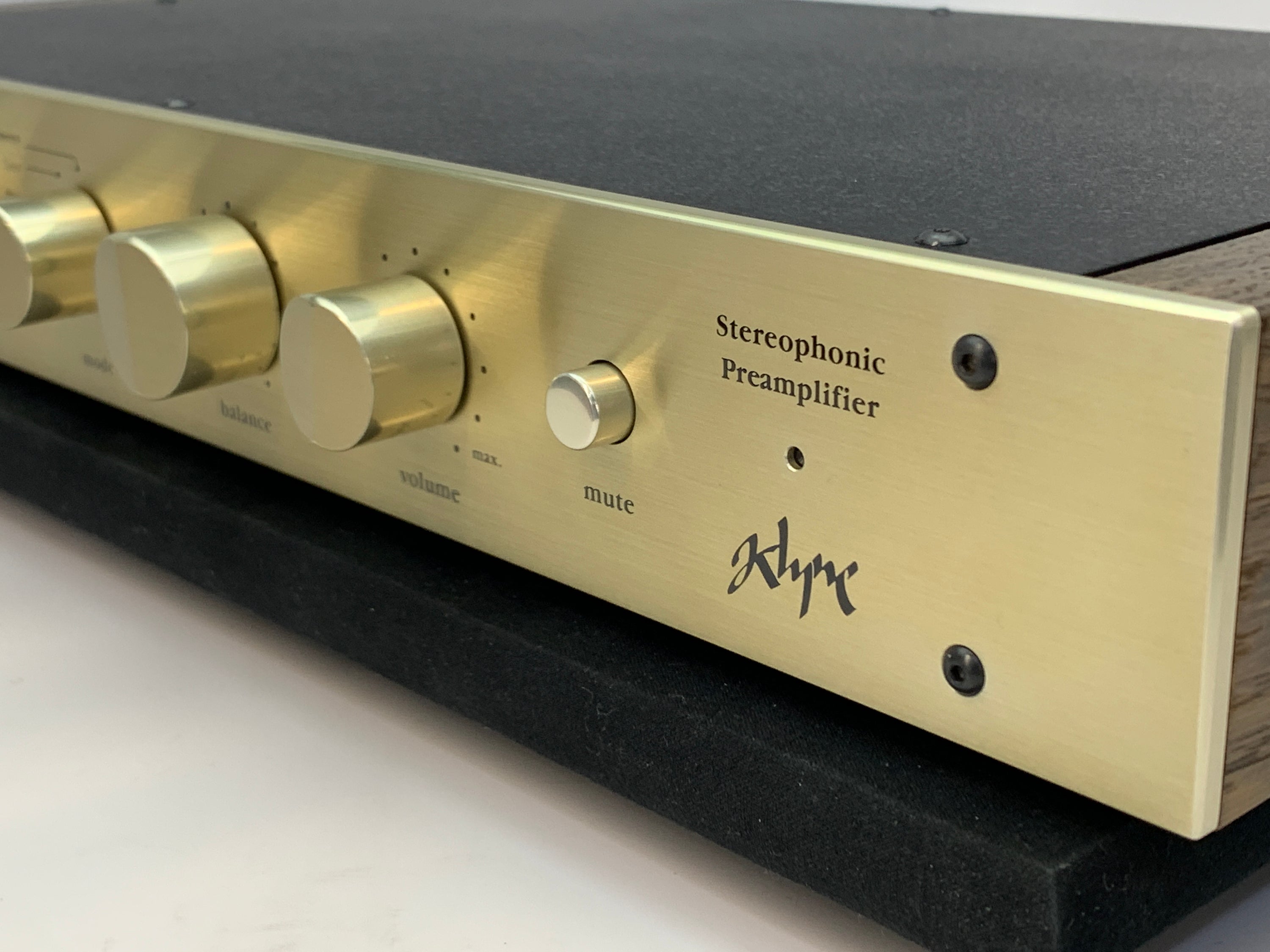 KLYNE AUDIO ARTS 6LX PREAMP W/PHONO & XPS REMOTE POWER SUPPLY