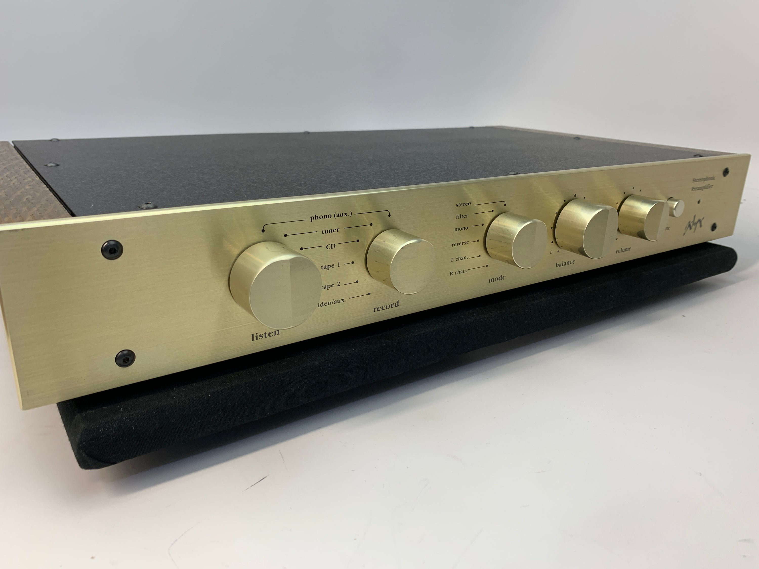 KLYNE AUDIO ARTS 6LX PREAMP W/PHONO & XPS REMOTE POWER SUPPLY