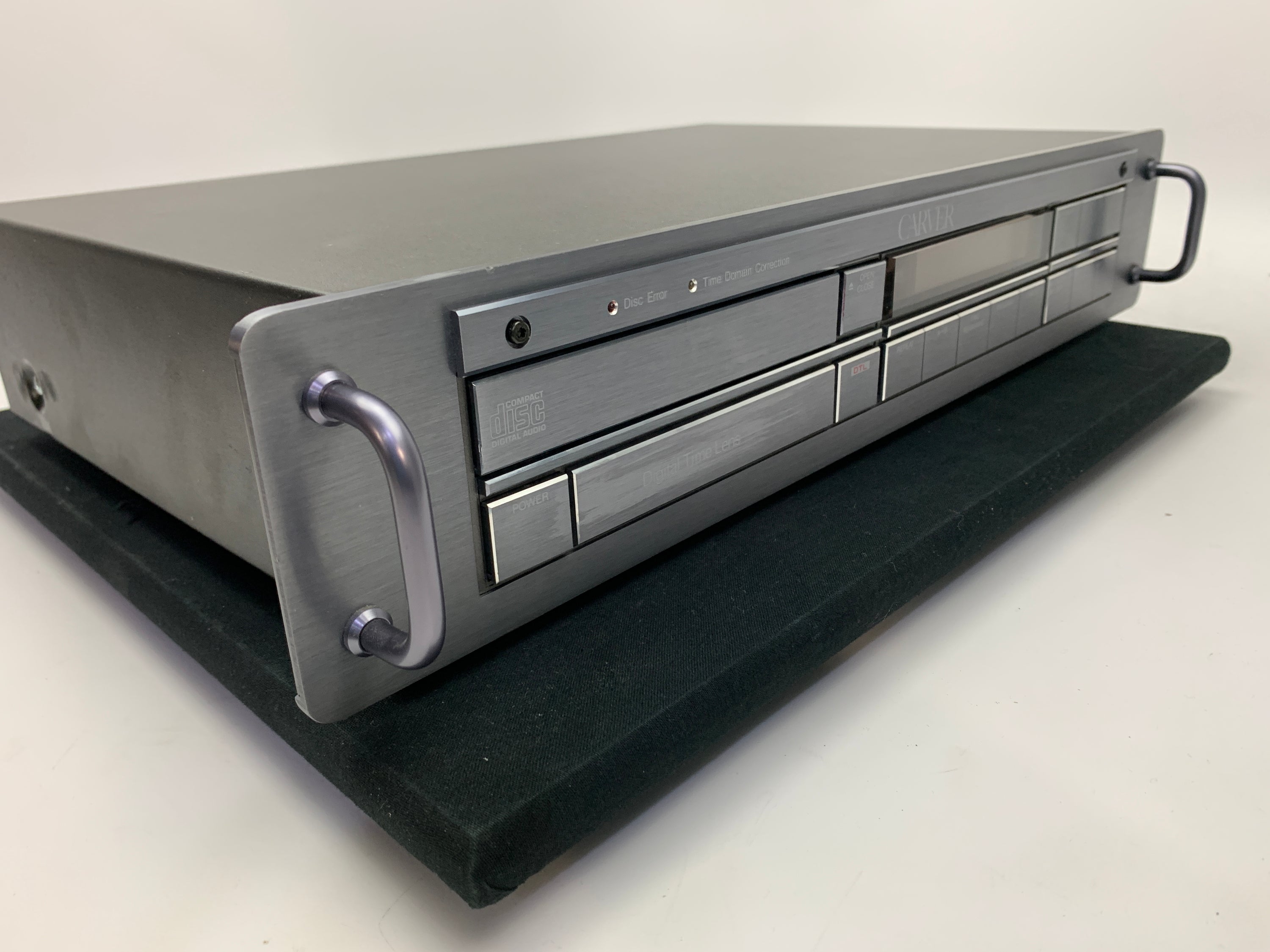 CARVER  DTL-200MK2 CD PLAYER