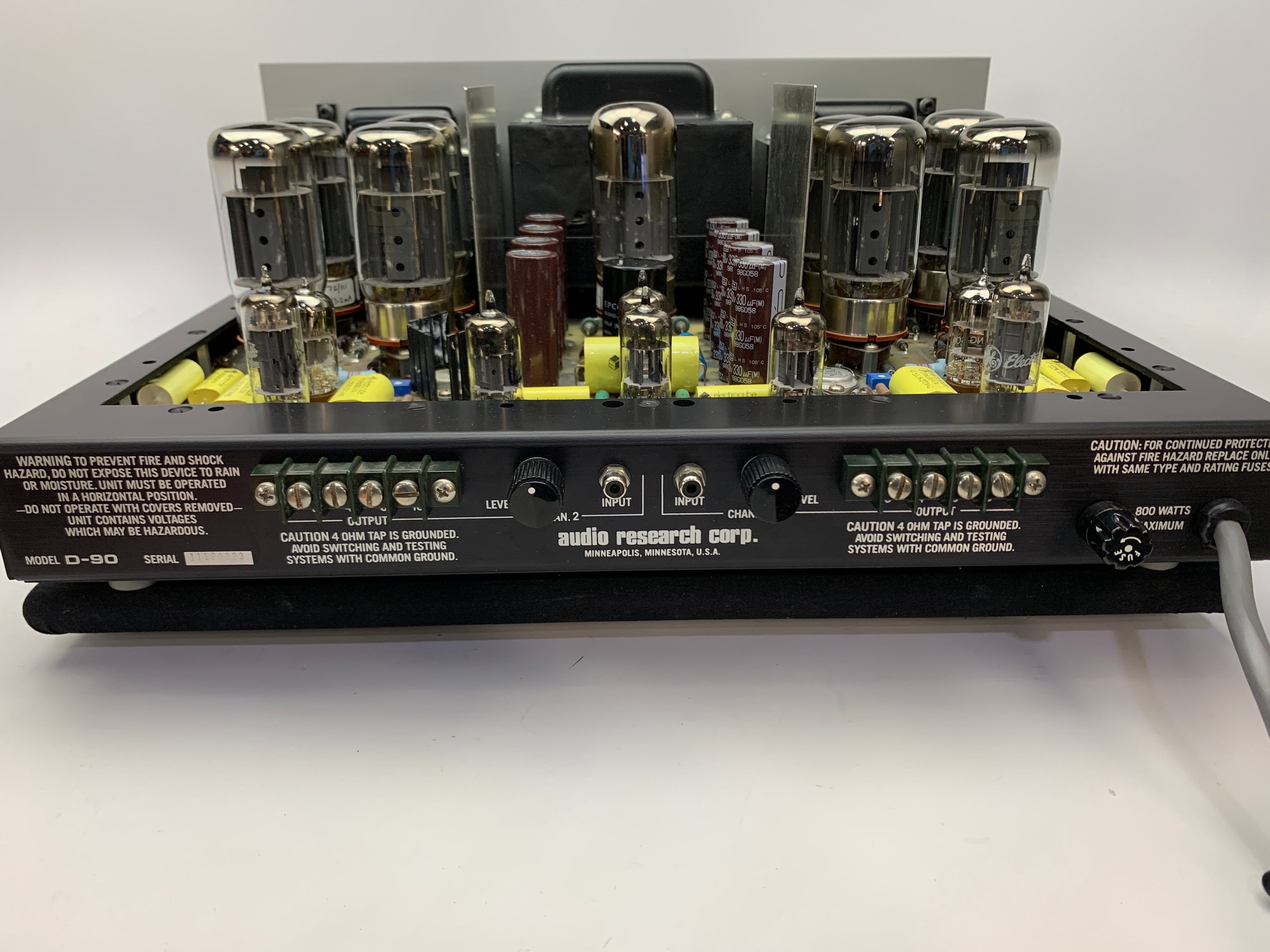 AUDIO RESEARCH D90 STEREO TUBE AMP