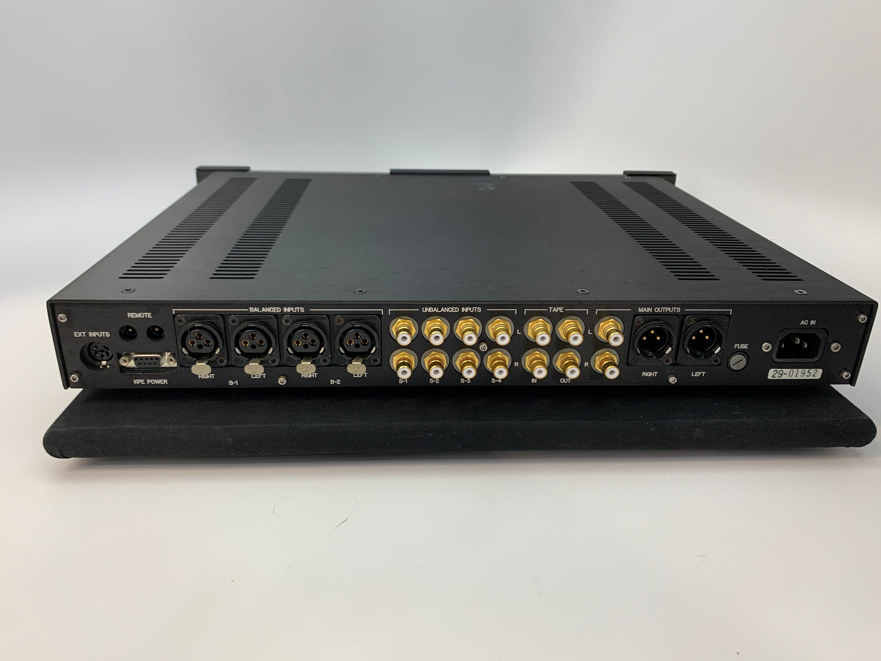 KRELL KRC-2 LINE STAGE PREAMP W/REMOTE