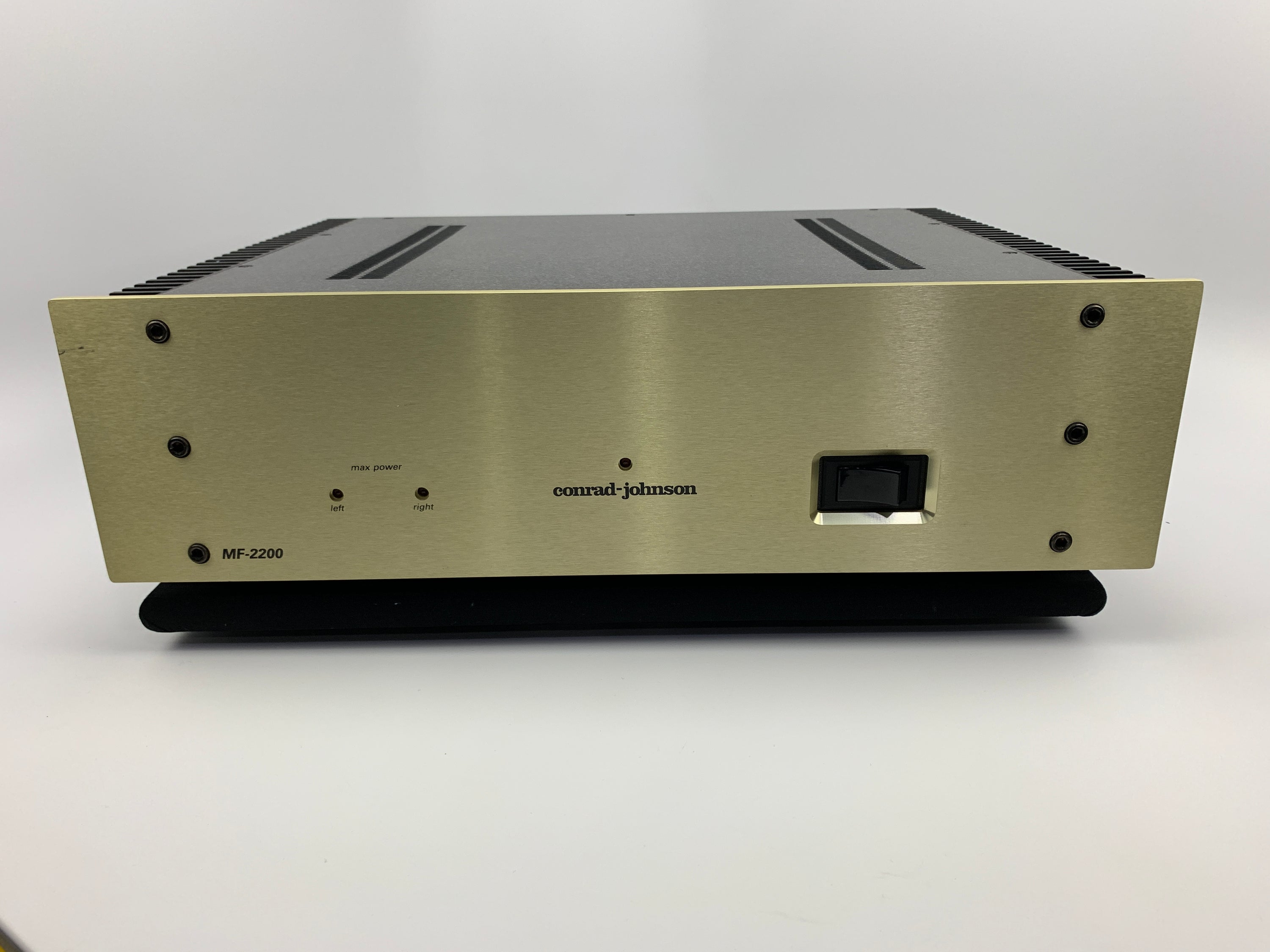 Conrad Johnson MF 2200 Amplifier SOLD OUT