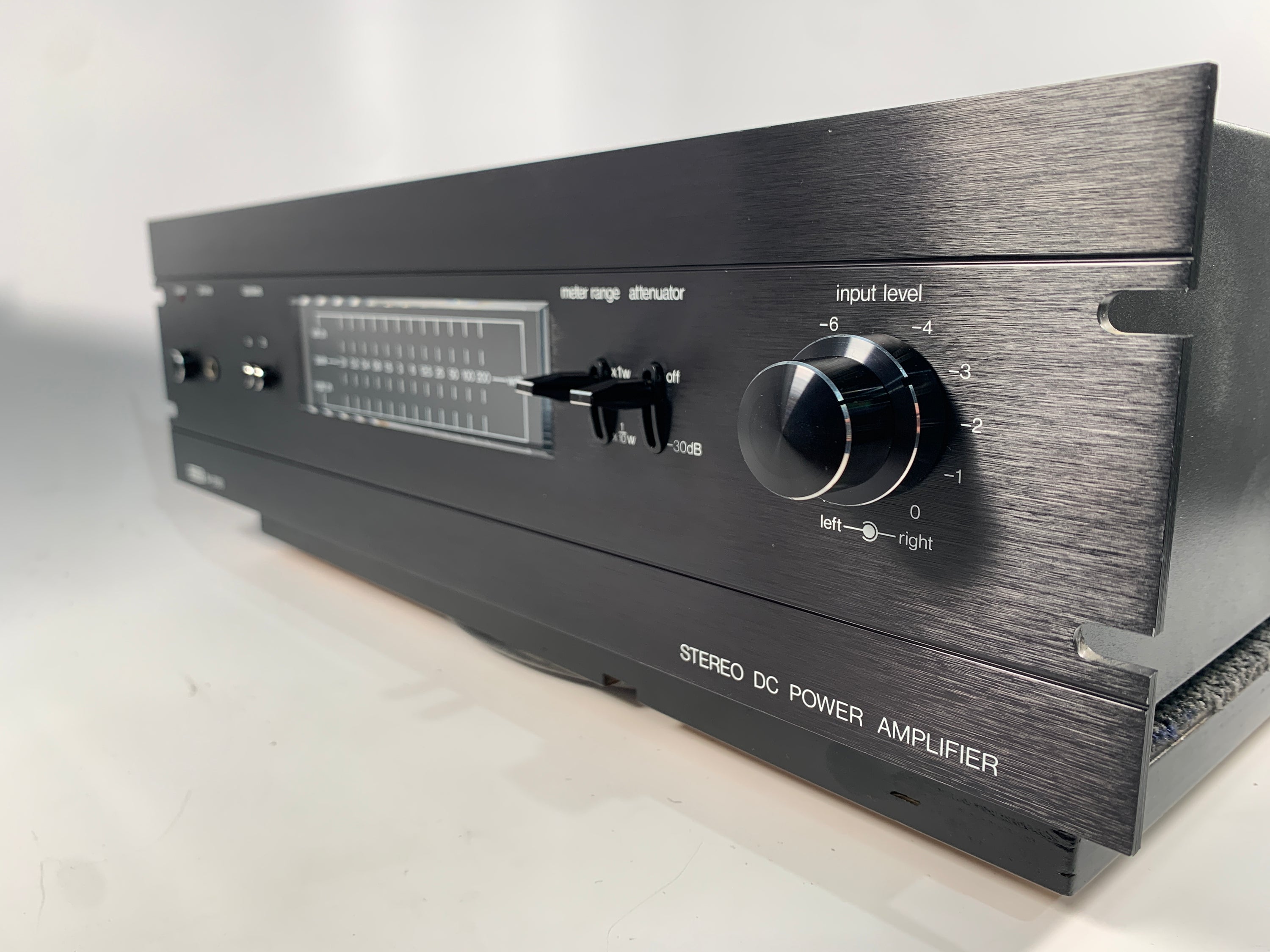 Eumig M-1000 Stereo DC Power Amplifier Made by Luxman