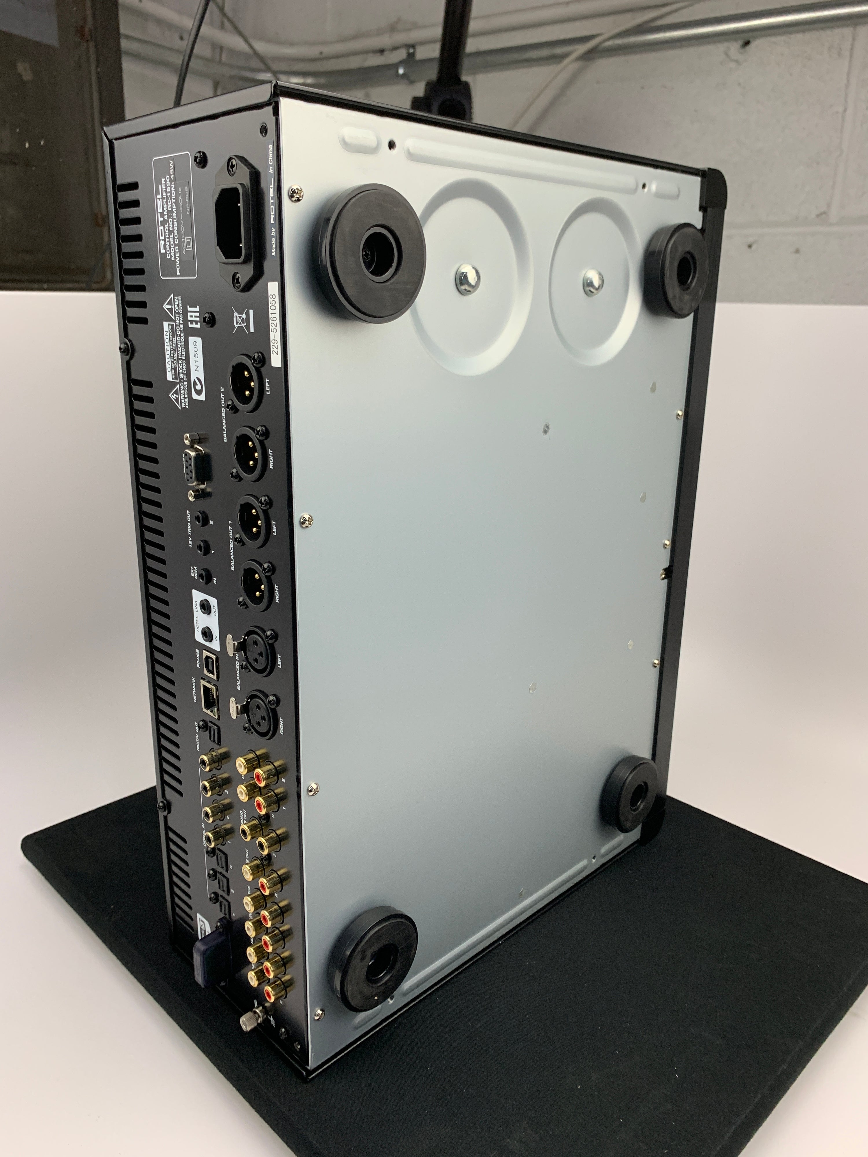 ROTEL RC-1590 STEREO PREAMPLIFIER W/PHONO PREAMP BLACK