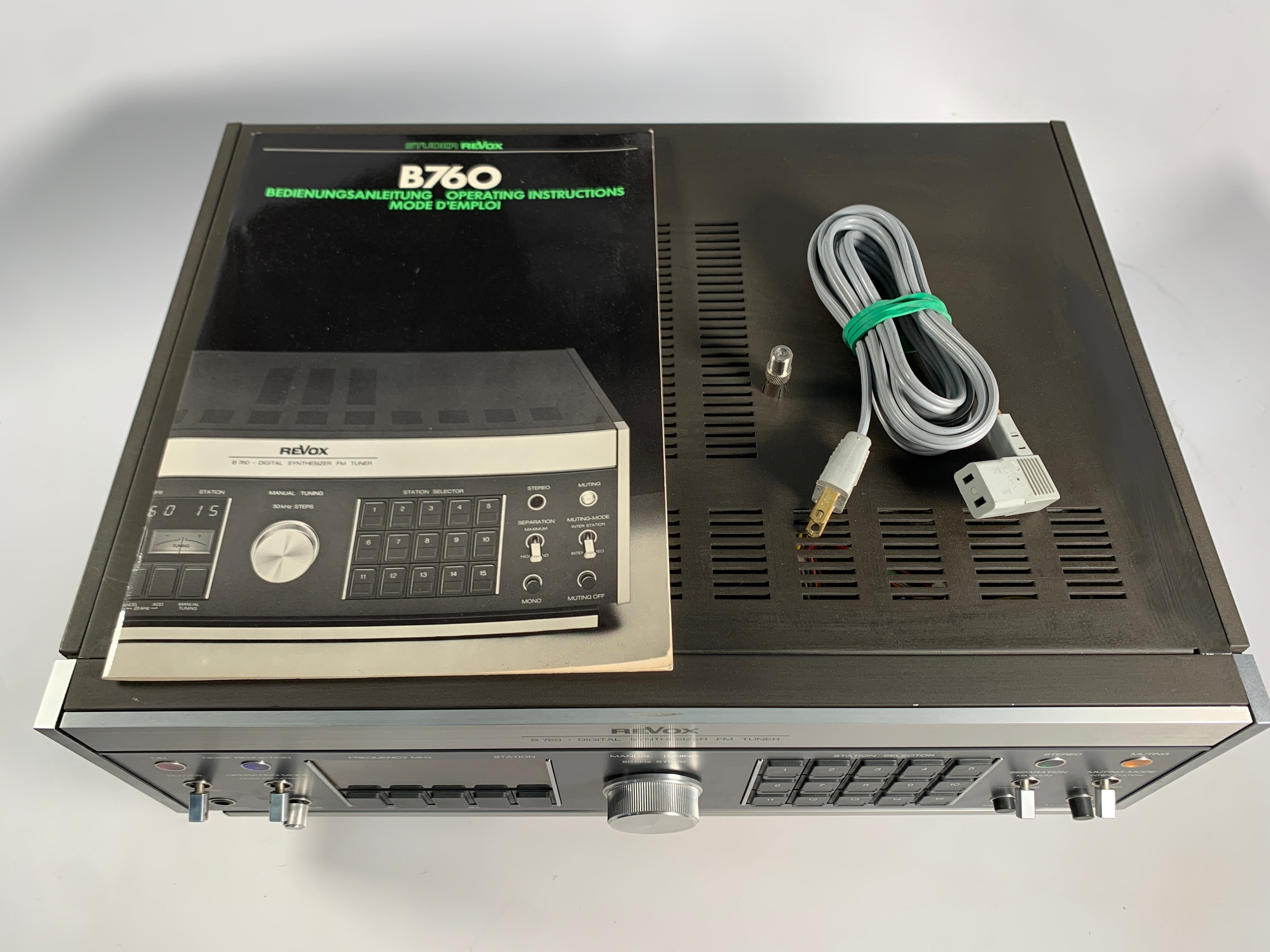 Revox B760 Digital Synthesizer FM Tuner – Record Mart HiFi