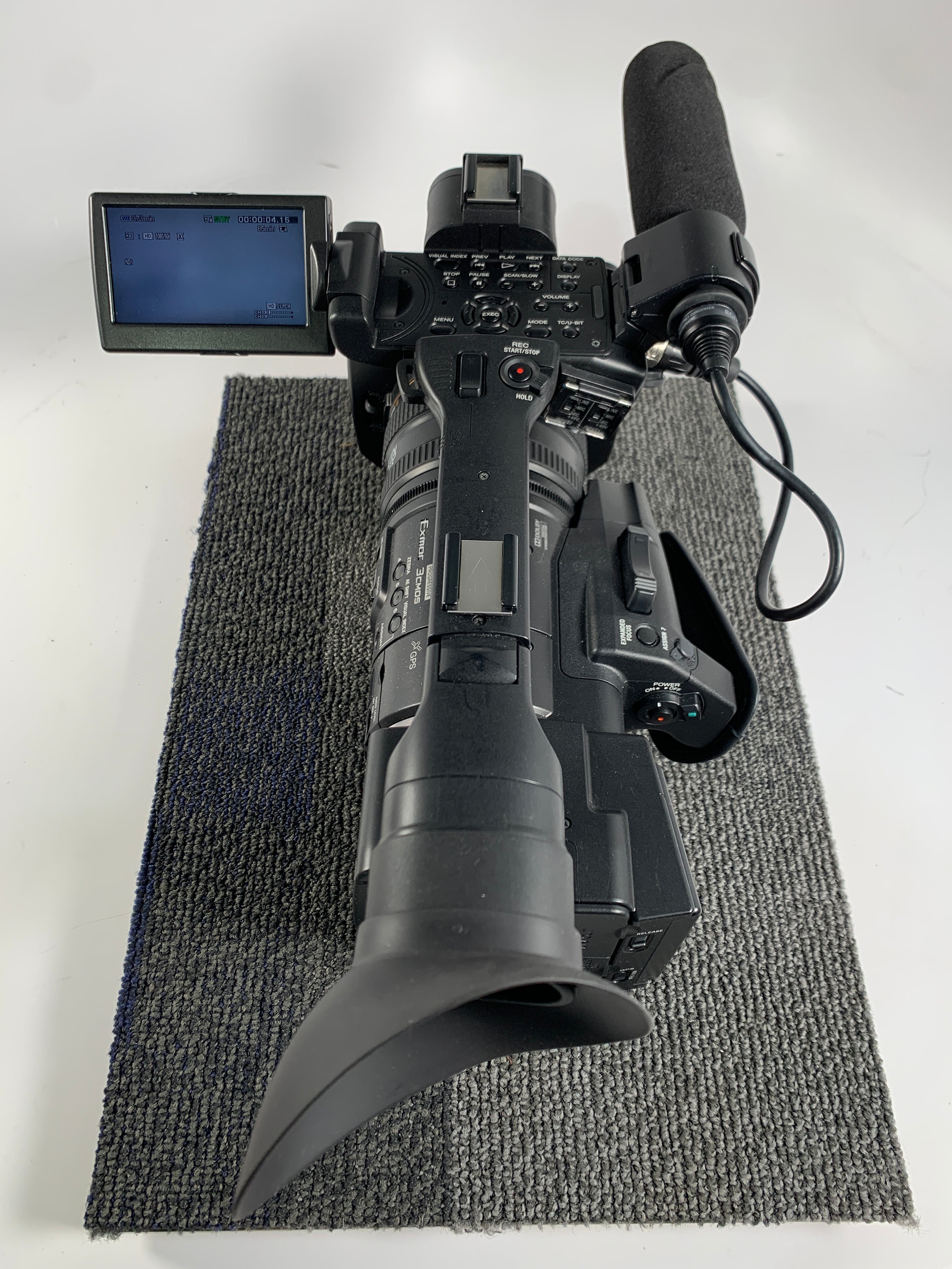 Sony HXR-NX5U AVCHD Professional Camcorder 5X10 Hrs