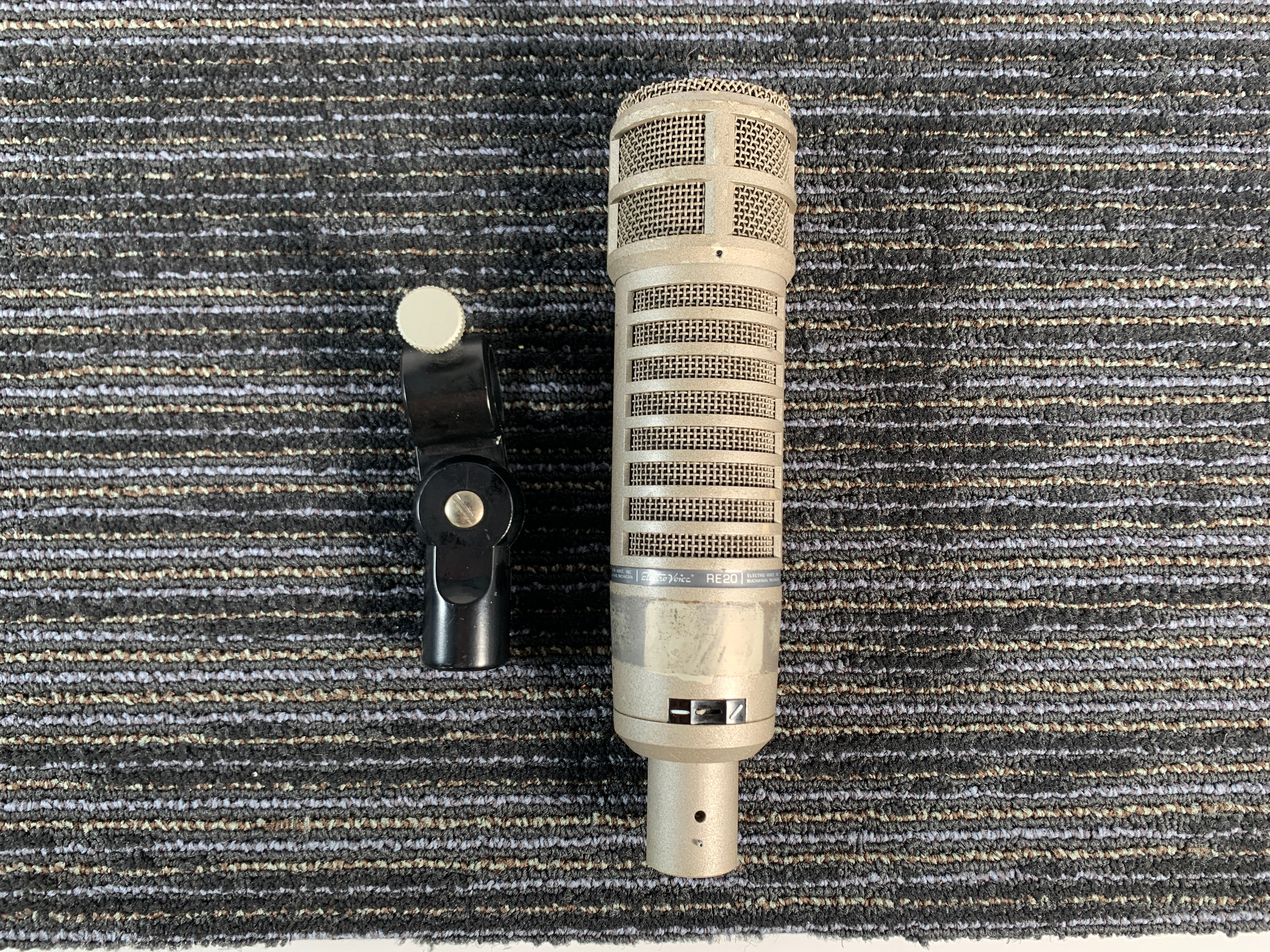 Electro-Voice Vintage RE20 Cardioid Dynamic Microphone – Record