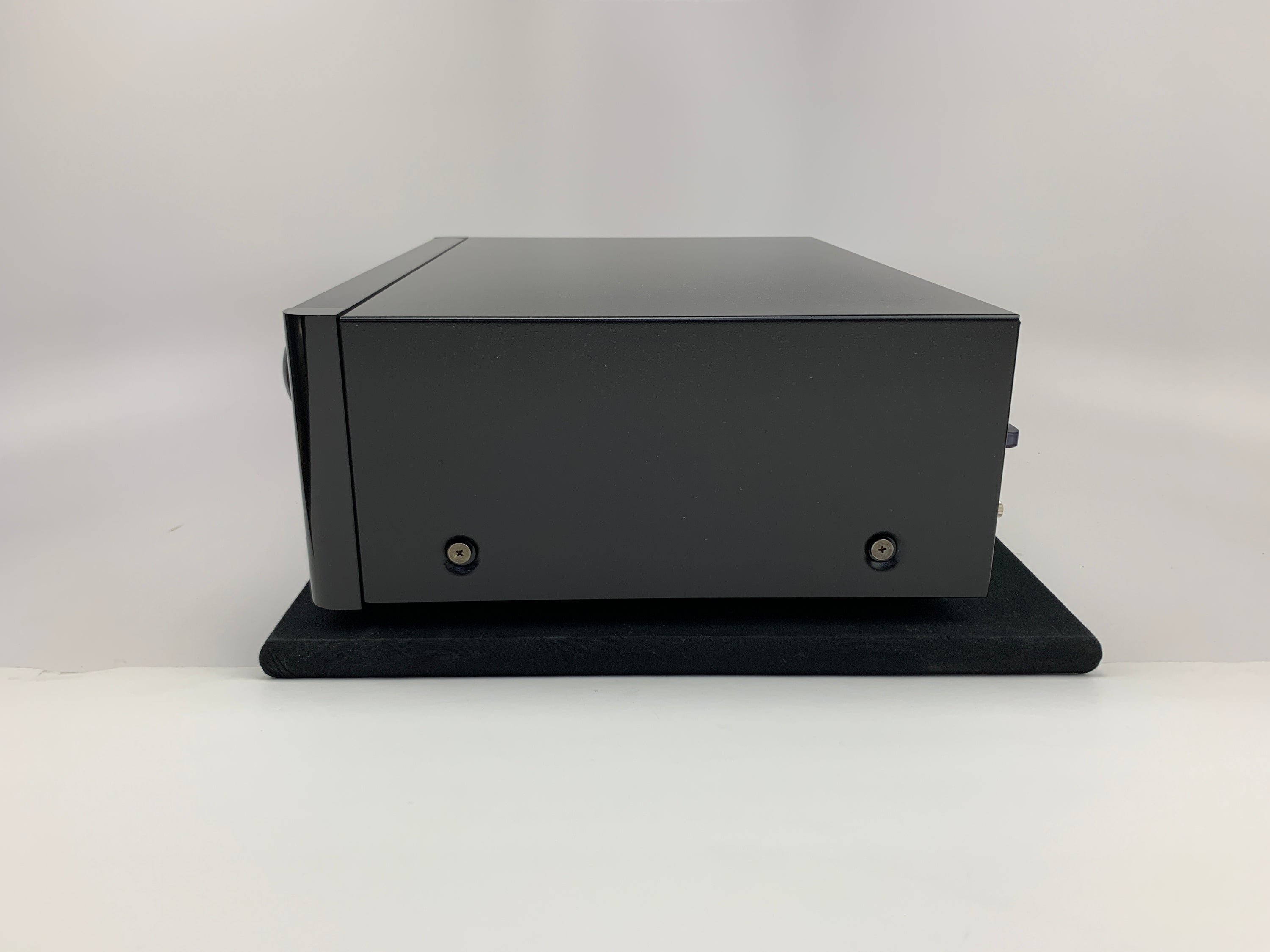 ROTEL RC-1590 STEREO PREAMPLIFIER W/PHONO PREAMP BLACK