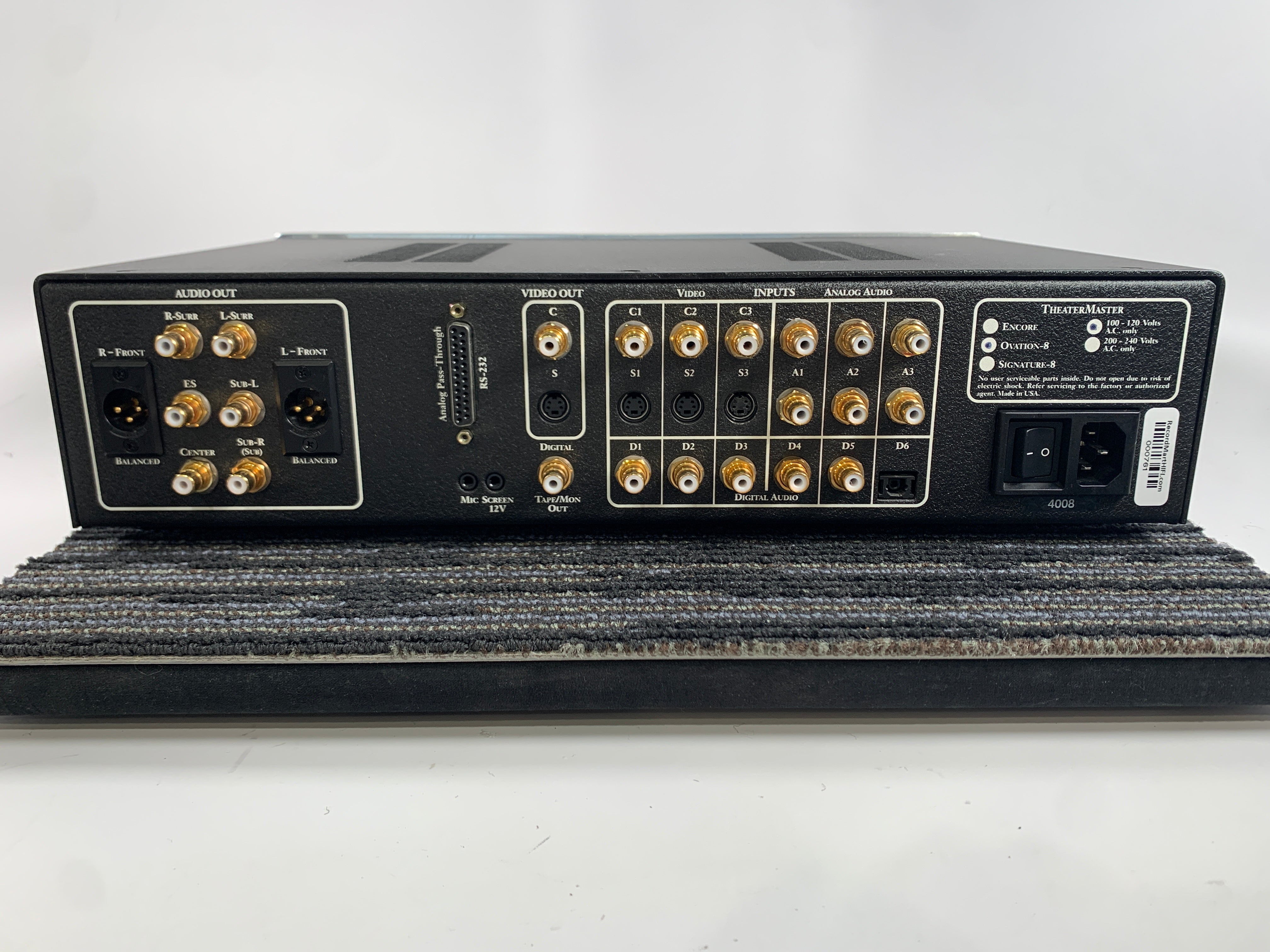 Enlightened Audio Designs Theater Master Ovation 8 Processor Preamp w/remote