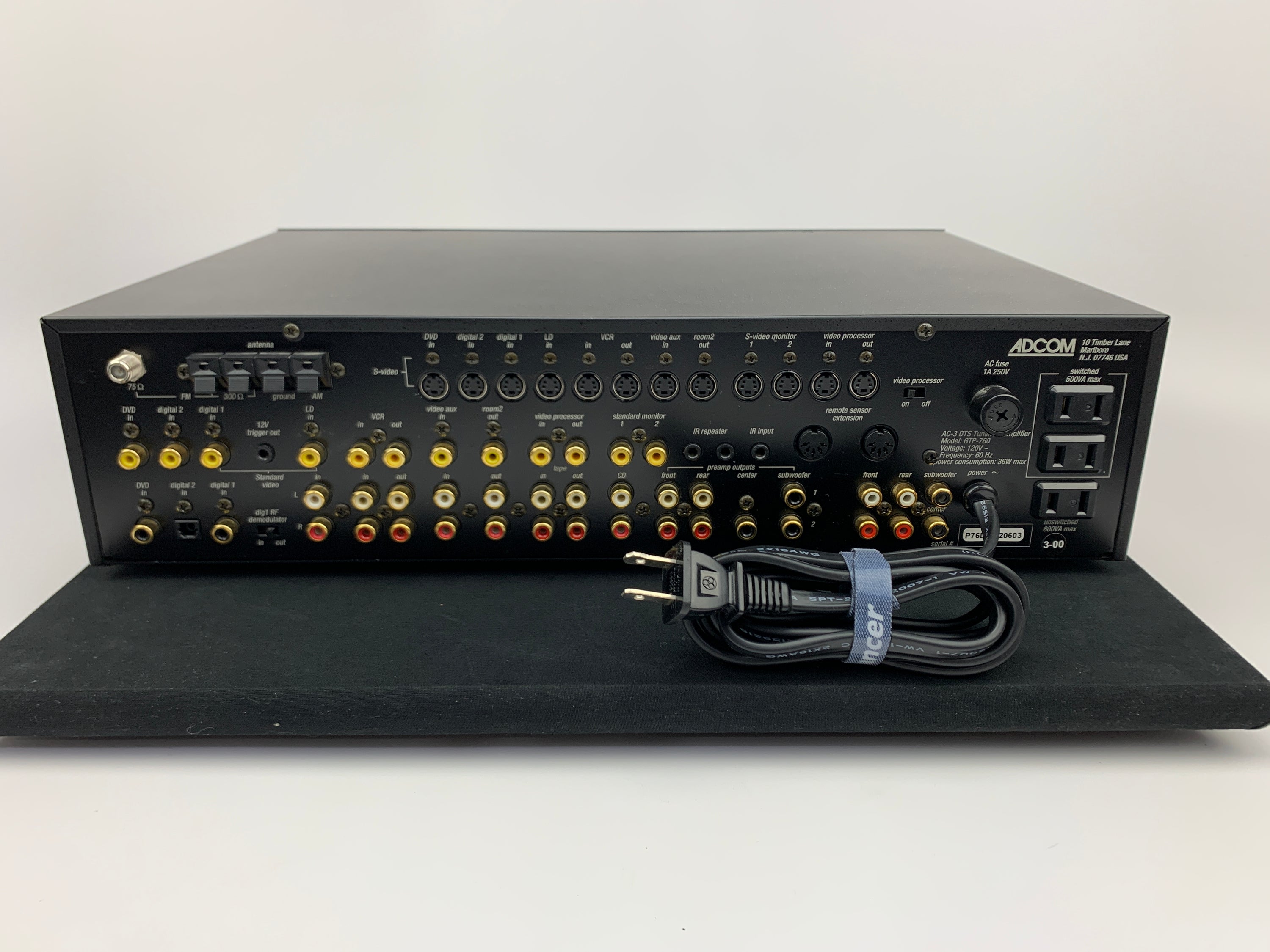 ADCOM GTP-760 5 CHANNEL TUNER PREAMPLIFIER