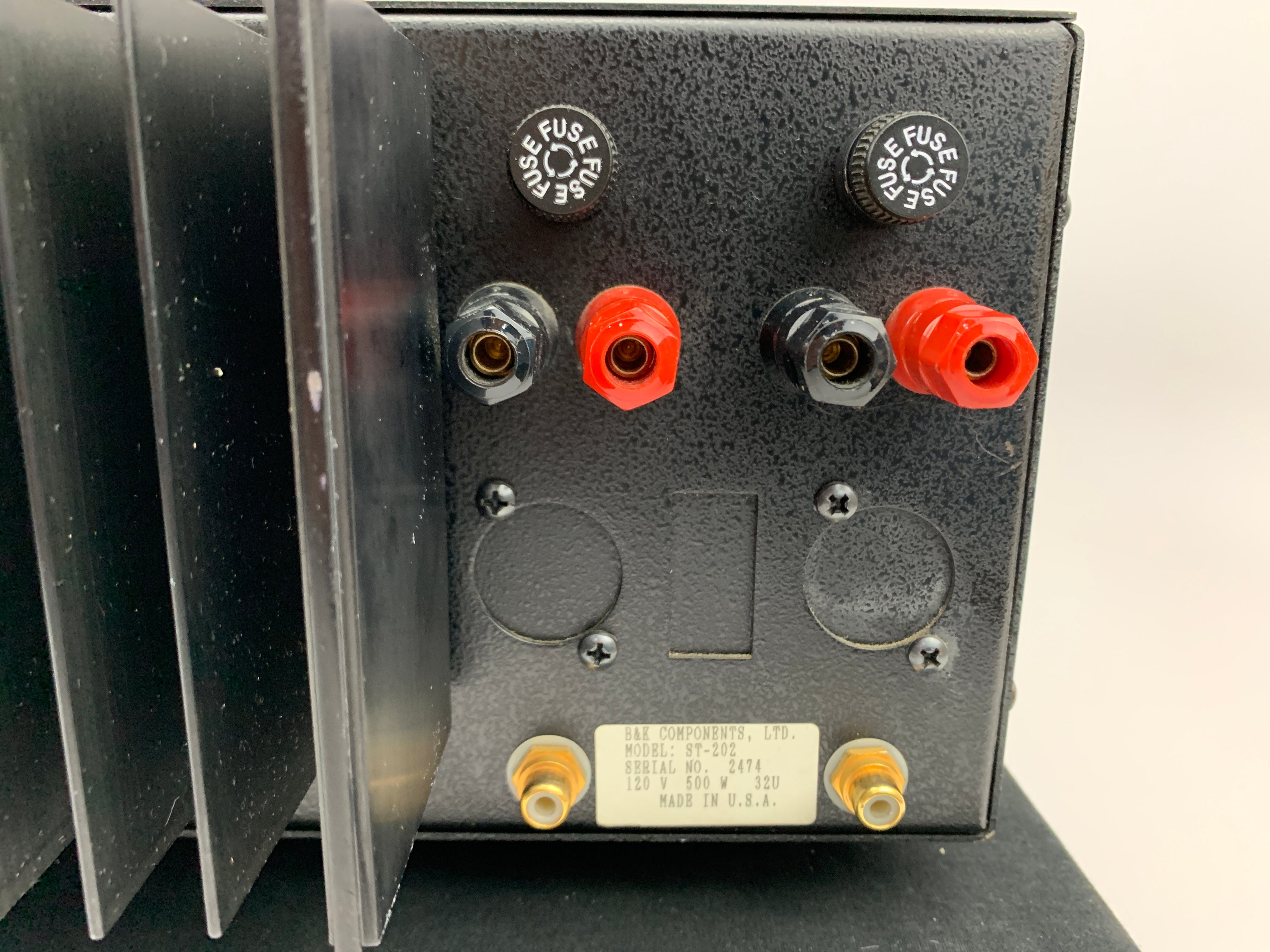 B&K ST-202 AMPLIFIER