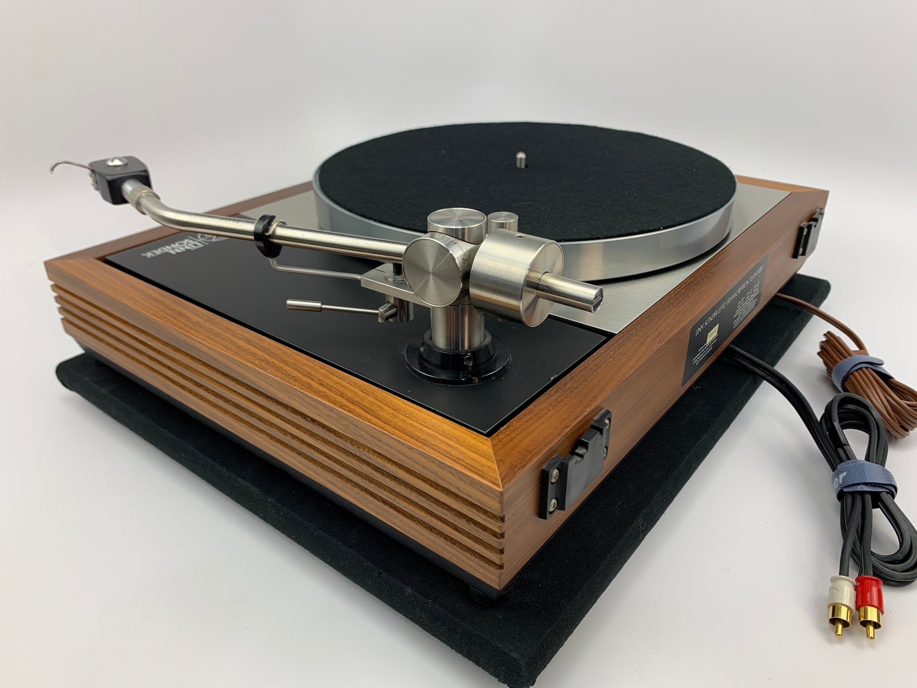 LINN SONDEK LP 12 TRANSCRIPTION TURNTABLE W/FIDELITY RESEARCH FR-64 TONE ARM