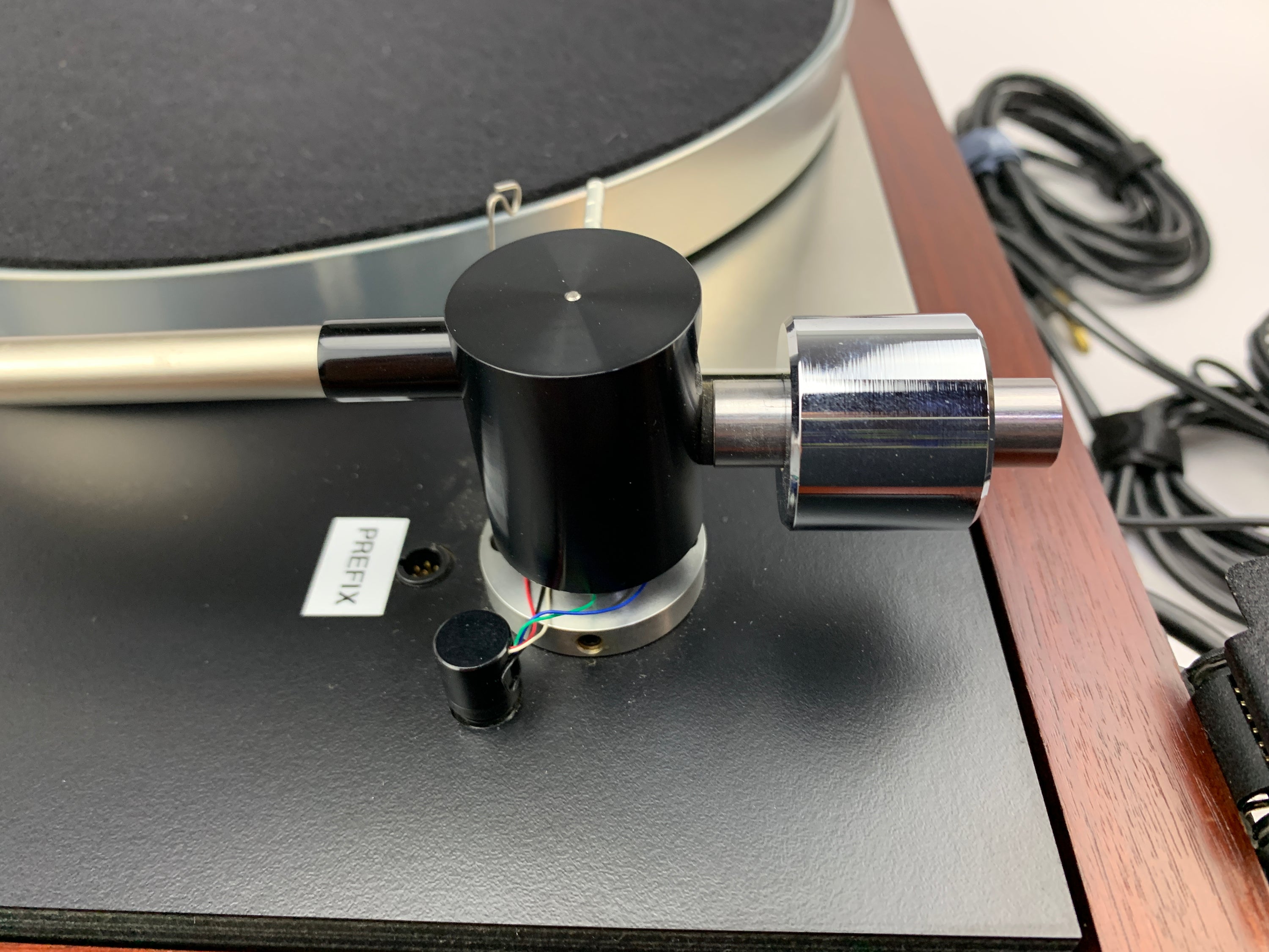 LINN SONDEK LP12 25TH ANNIVERSARY EDITION W/NAIM AUDIO PREFIX PREAMP & NAIM ARO UNI PIVOT TONEARM AND HERCULES POWER SUPPLY