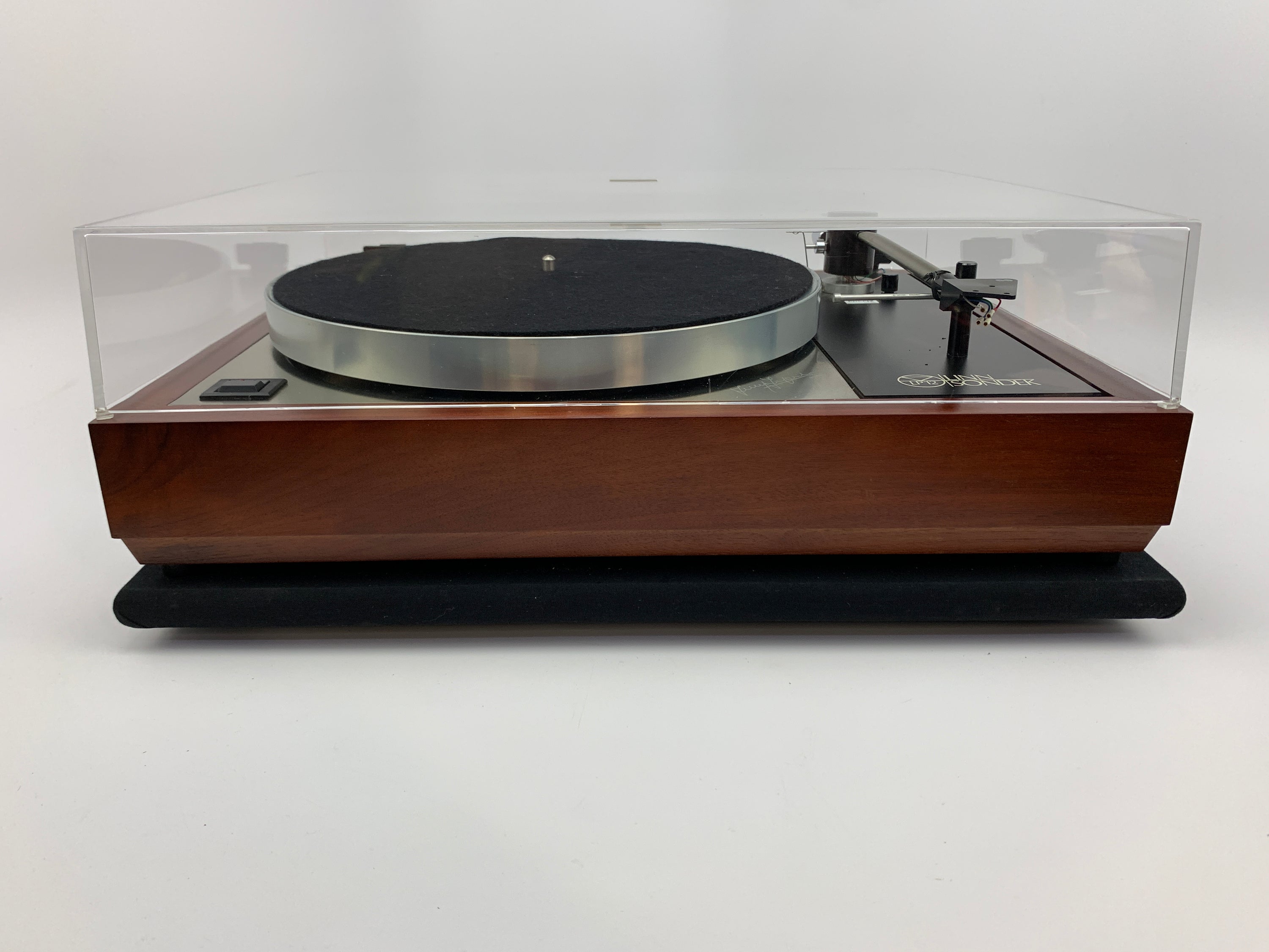 LINN SONDEK LP12 25TH ANNIVERSARY EDITION W/NAIM AUDIO PREFIX PREAMP & NAIM ARO UNI PIVOT TONEARM AND HERCULES POWER SUPPLY