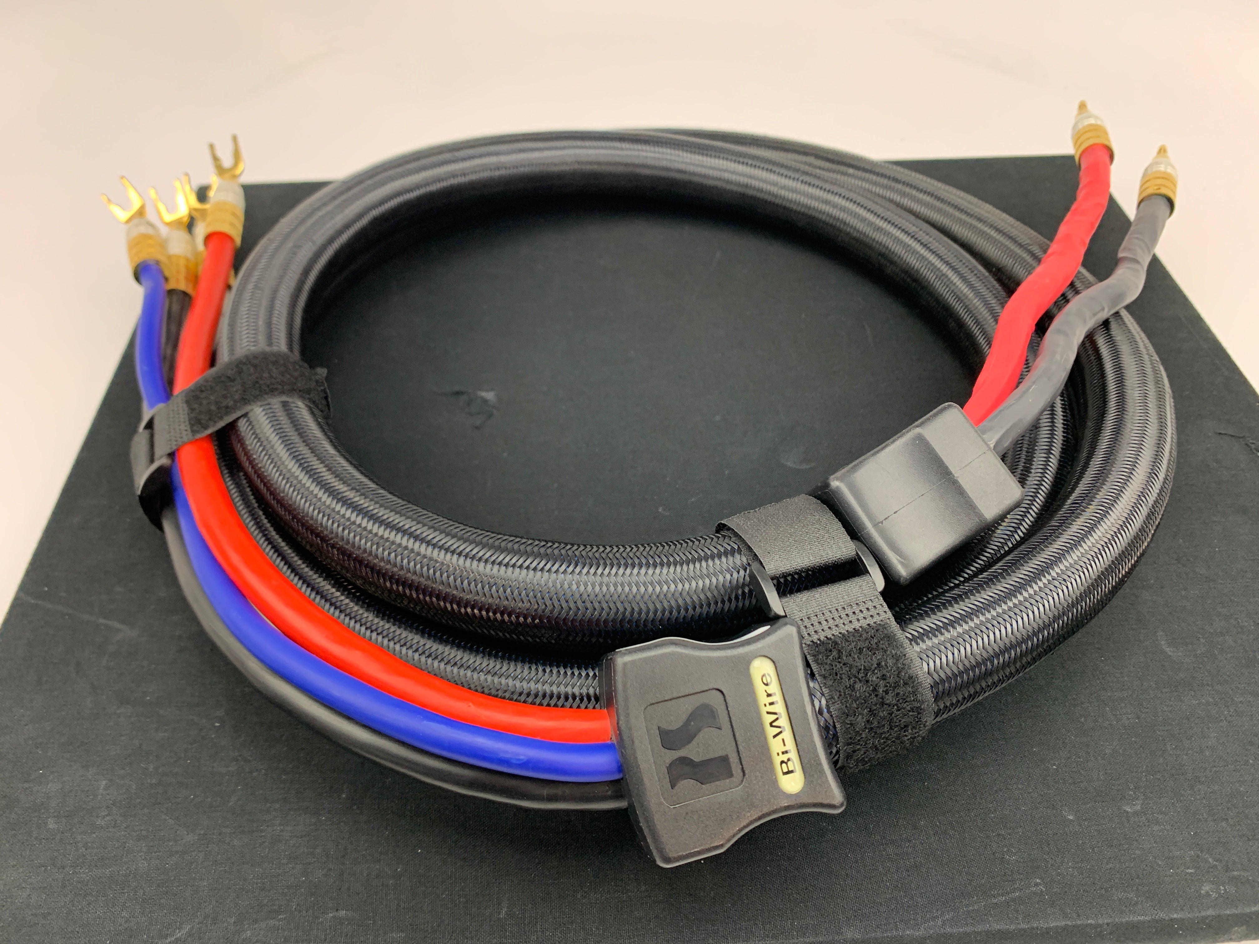 PS AUDIO XSTREME STATEMENT BIWIRE SPEAKER CABLES 2.5 METER