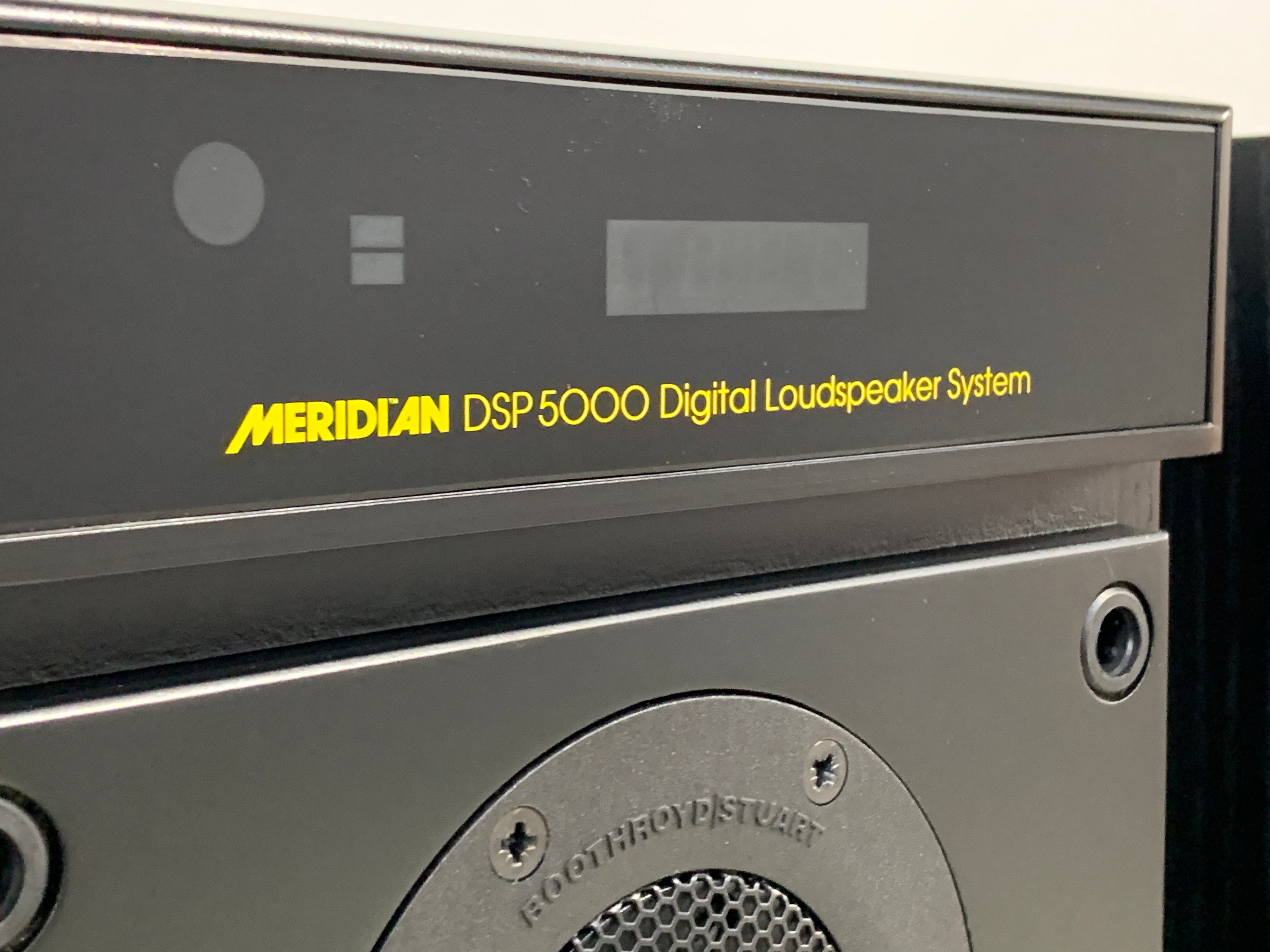 Meridian DSP5000 Active Digital Speakers