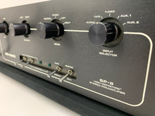 Load image into Gallery viewer, AUDIO RESEARCH SP-8 PREAMP W/PHONO BLACK FACEPLATE